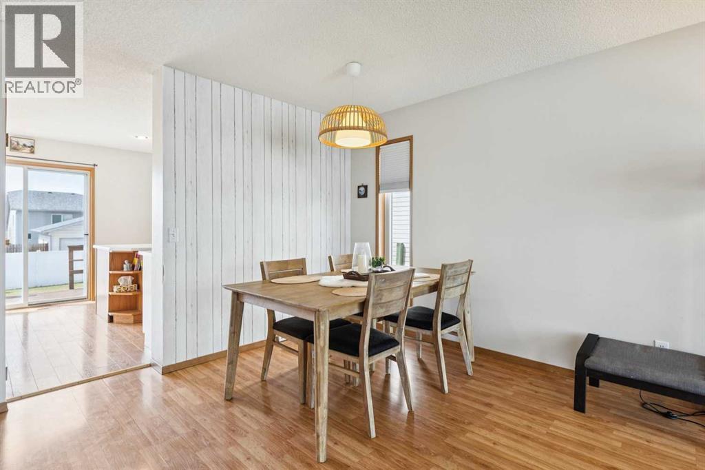 151 Rivercrest Close SE, Calgary, Alberta  T2C 4H3 - Photo 8 - A2335657