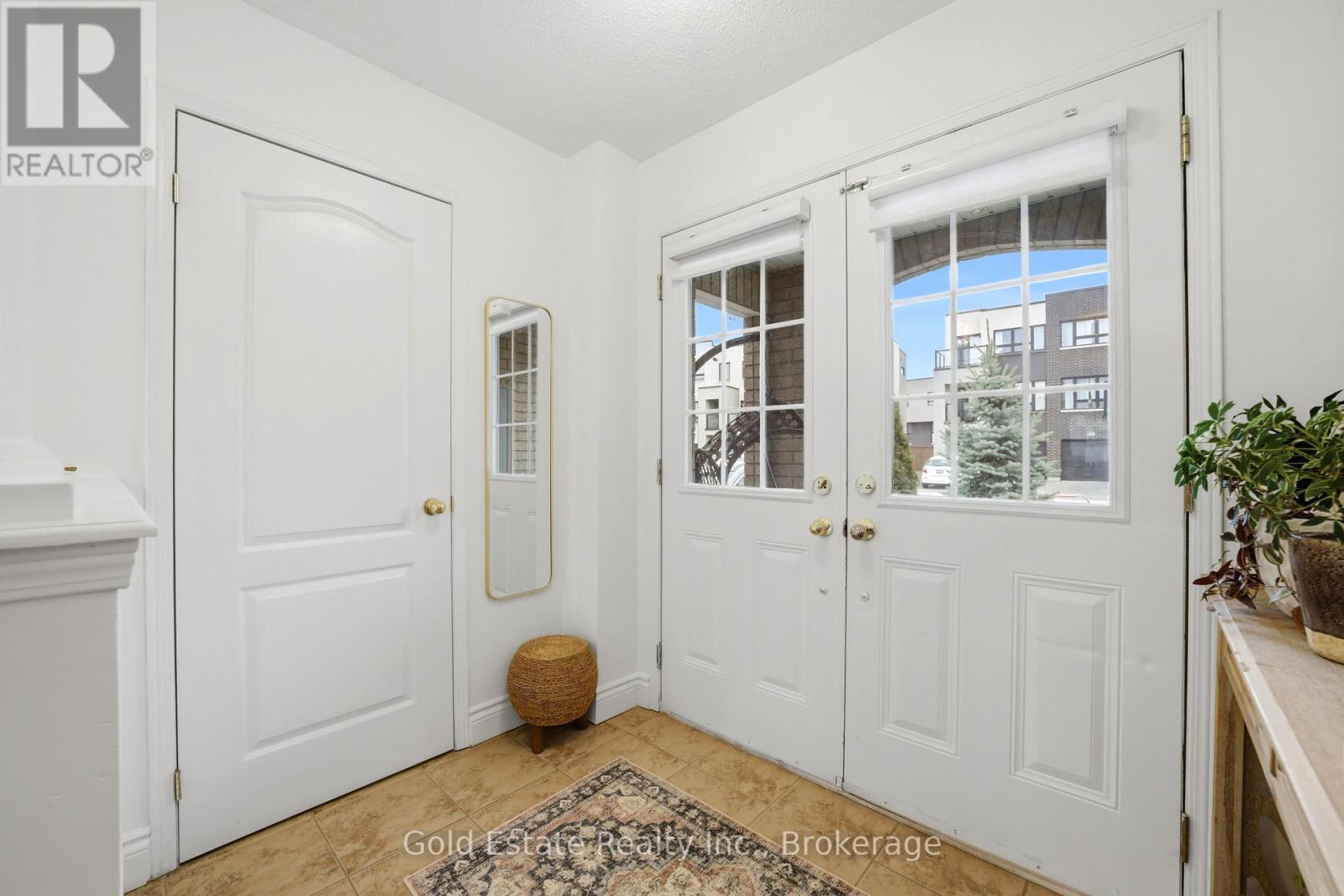 4875 Valera Road, Burlington, Ontario  L7M 0H4 - Photo 4 - W13660544
