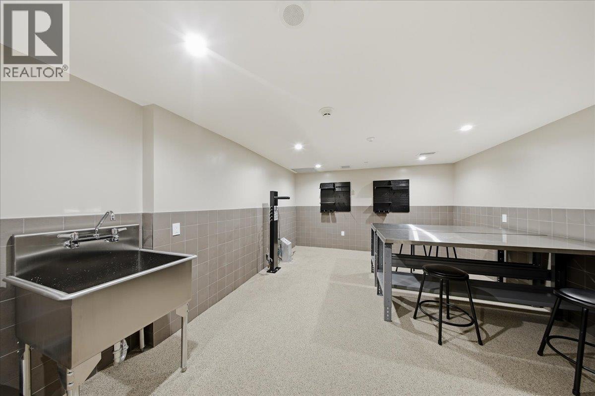 3608 537 Cottonwood Avenue, Coquitlam, British Columbia  V3J 0S4 - Photo 30 - R3154569