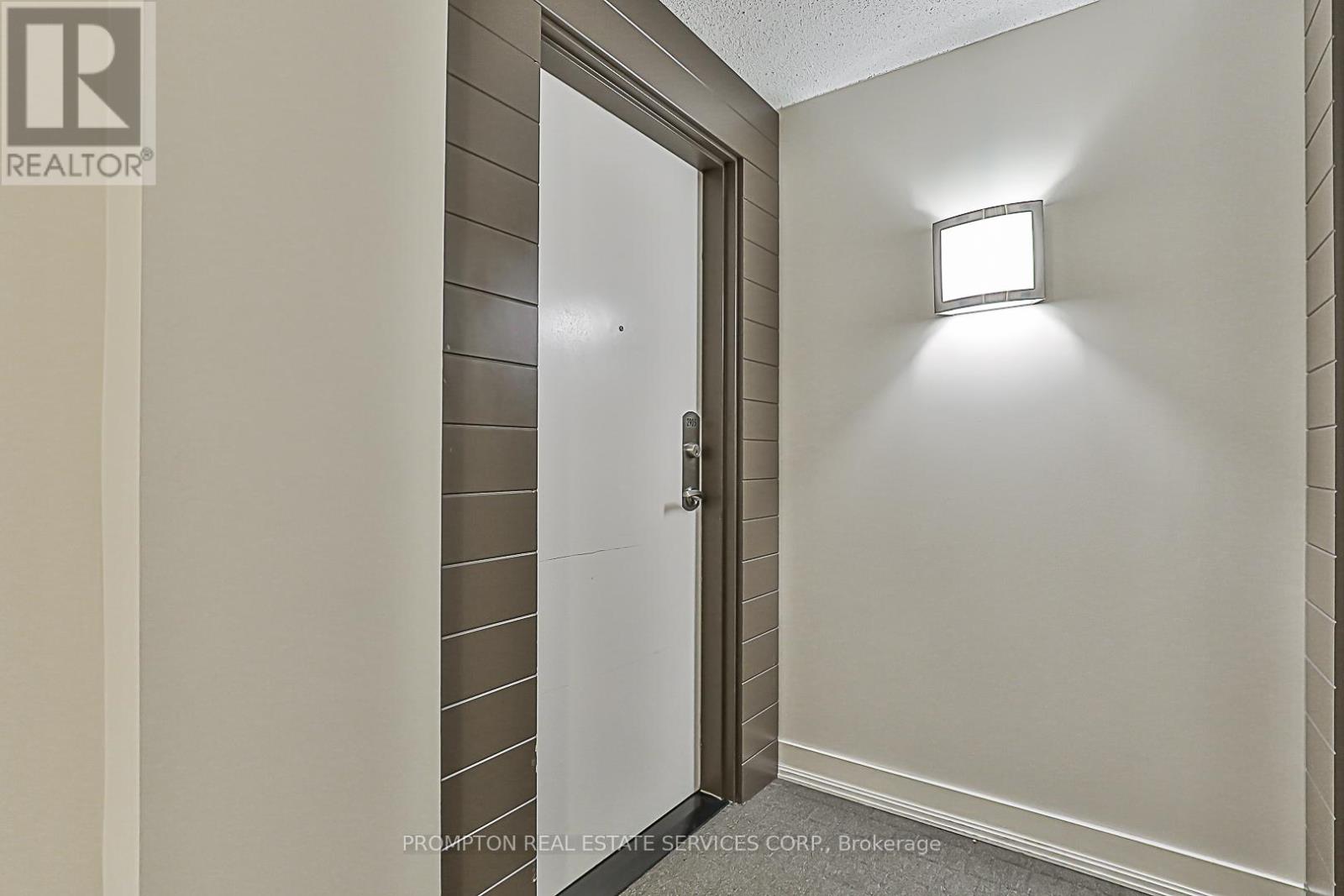 2905 - 2191 Yonge Street, Toronto (Mount Pleasant West), Ontario  M4S 3H8 - Photo 6 - C13660558