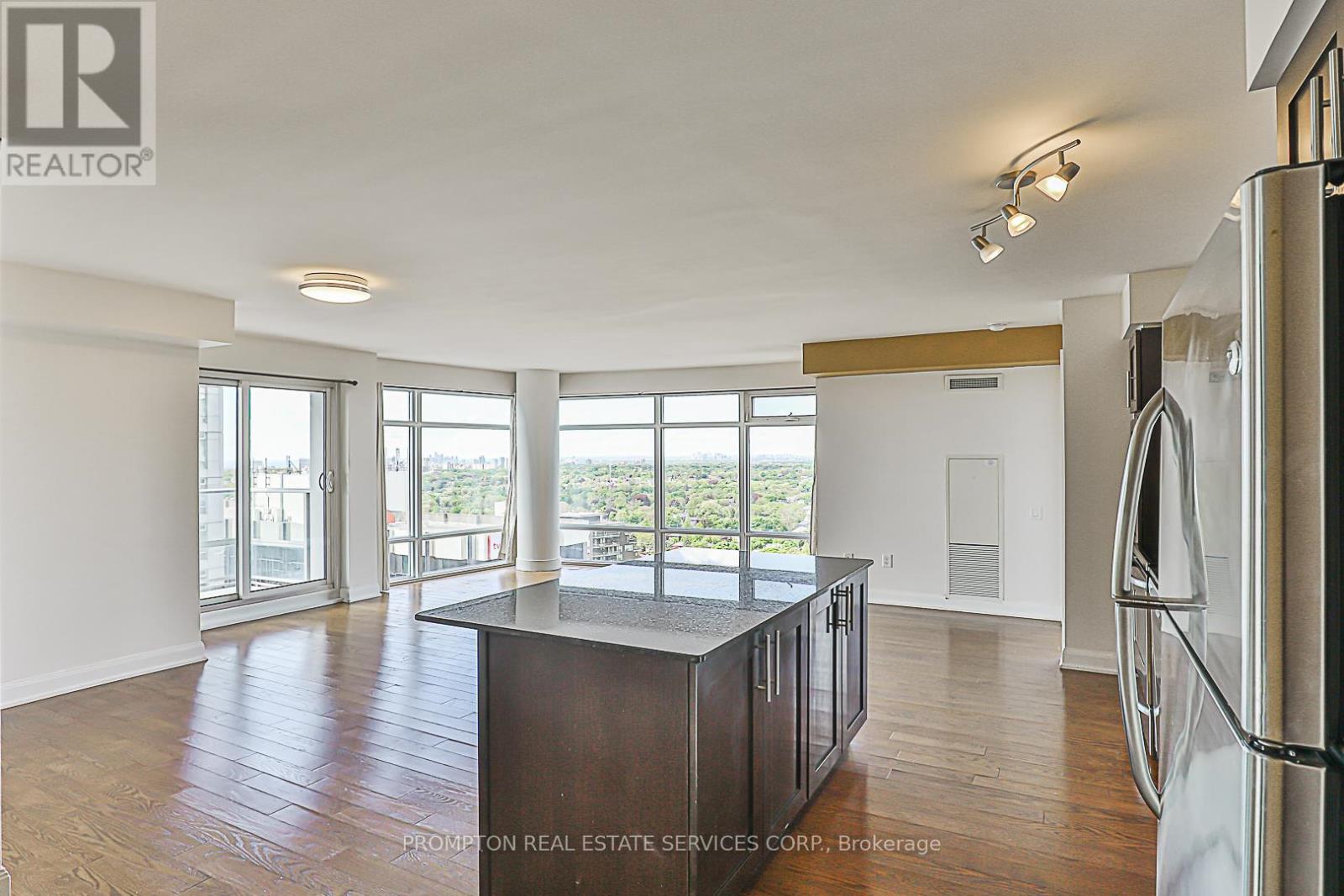 2905 - 2191 Yonge Street, Toronto (Mount Pleasant West), Ontario  M4S 3H8 - Photo 9 - C13660558