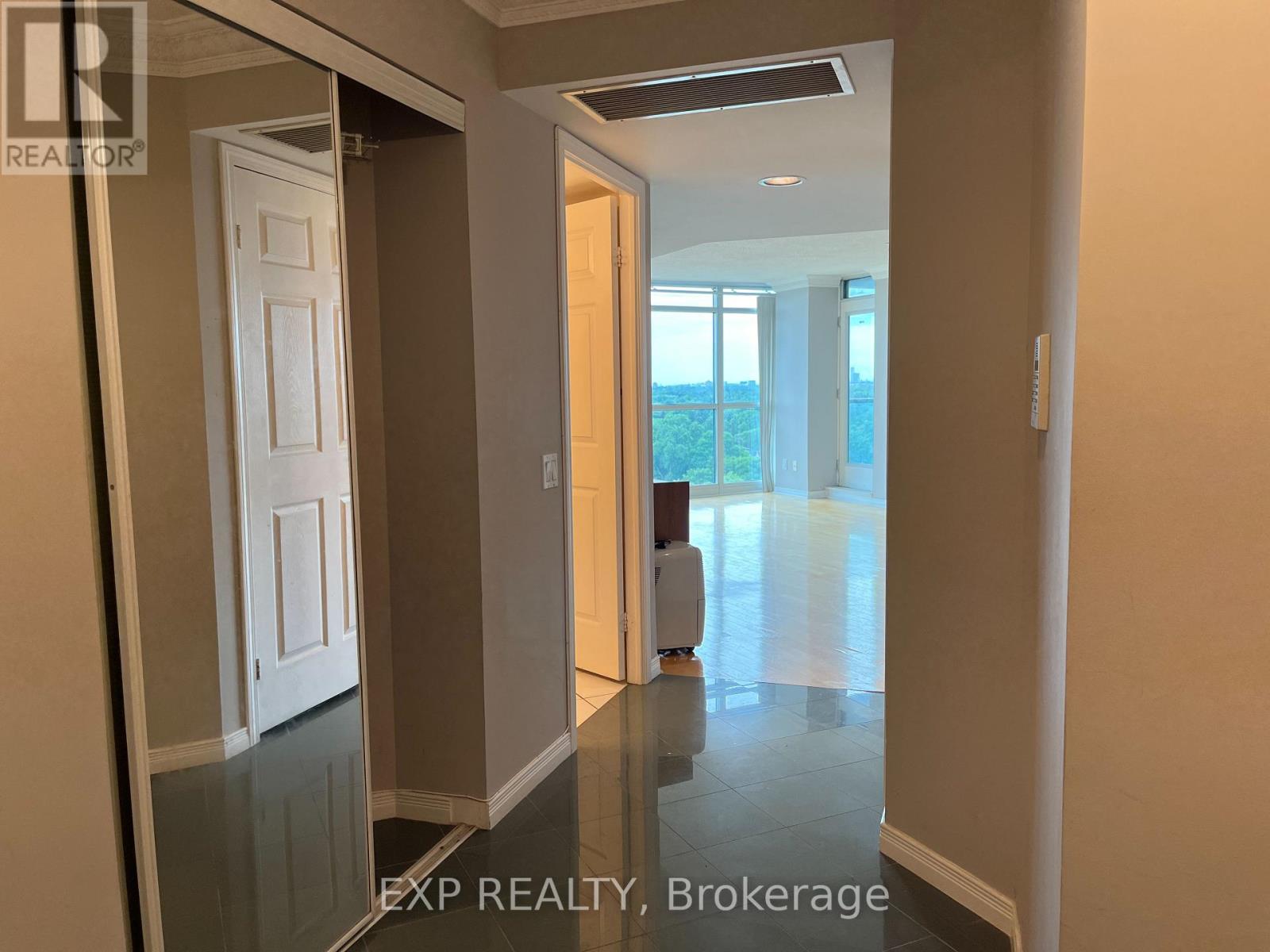 1608 - 28 Harrison Garden Boulevard, Toronto (Willowdale East), Ontario  M2N 7B5 - Photo 5 - C13660568