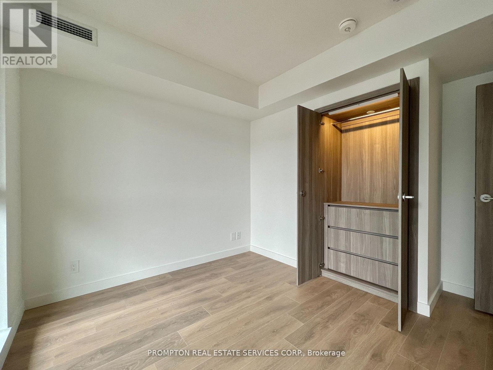 #1505 - 38 Widmer Street, Toronto (Waterfront Communities), Ontario  M5V 0P7 - Photo 12 - C13660584