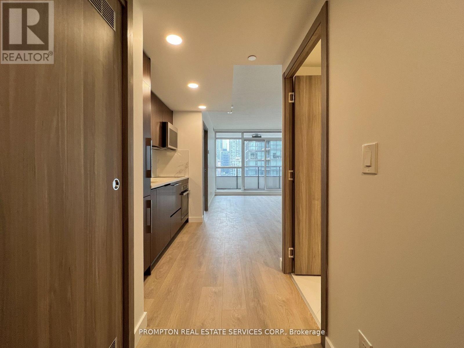#1505 - 38 Widmer Street, Toronto (Waterfront Communities), Ontario  M5V 0P7 - Photo 2 - C13660584