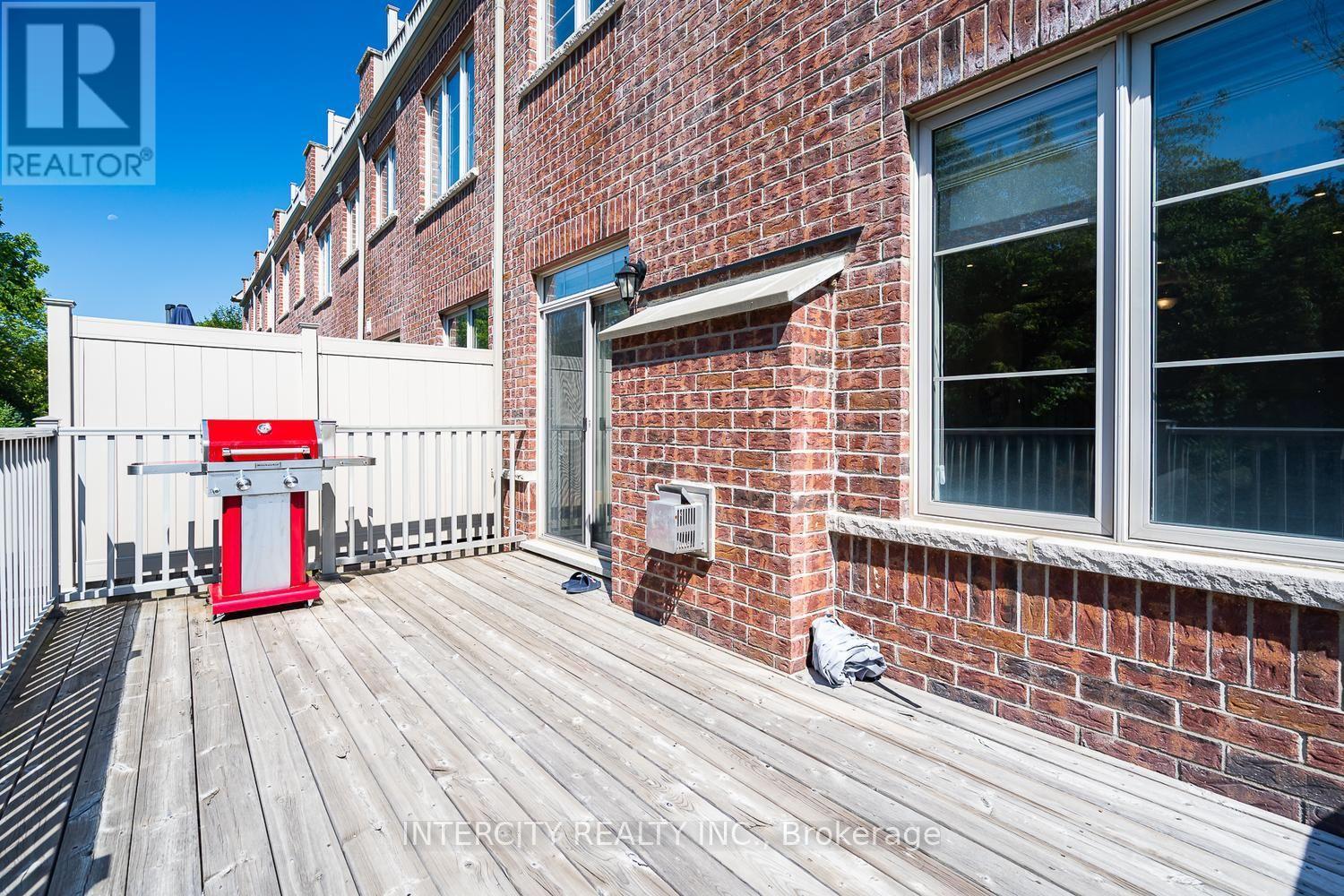 116 - 1331 Major Mackenzie Drive W, Vaughan, Ontario  L6A 4W4 - Photo 12 - N13660556