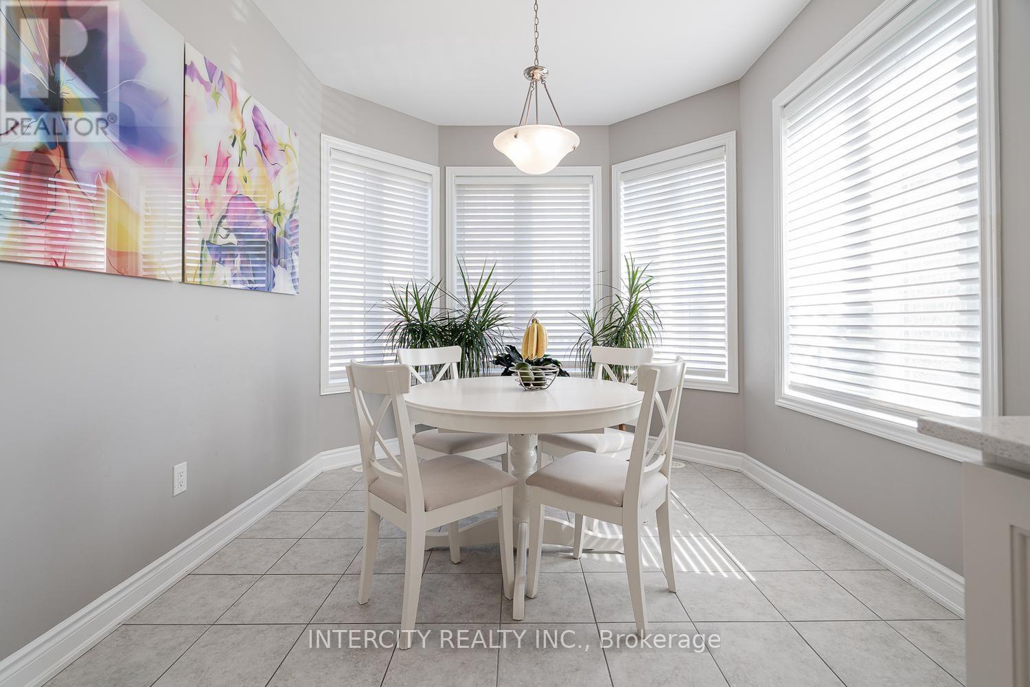 116 - 1331 Major Mackenzie Drive W, Vaughan, Ontario  L6A 4W4 - Photo 7 - N13660556