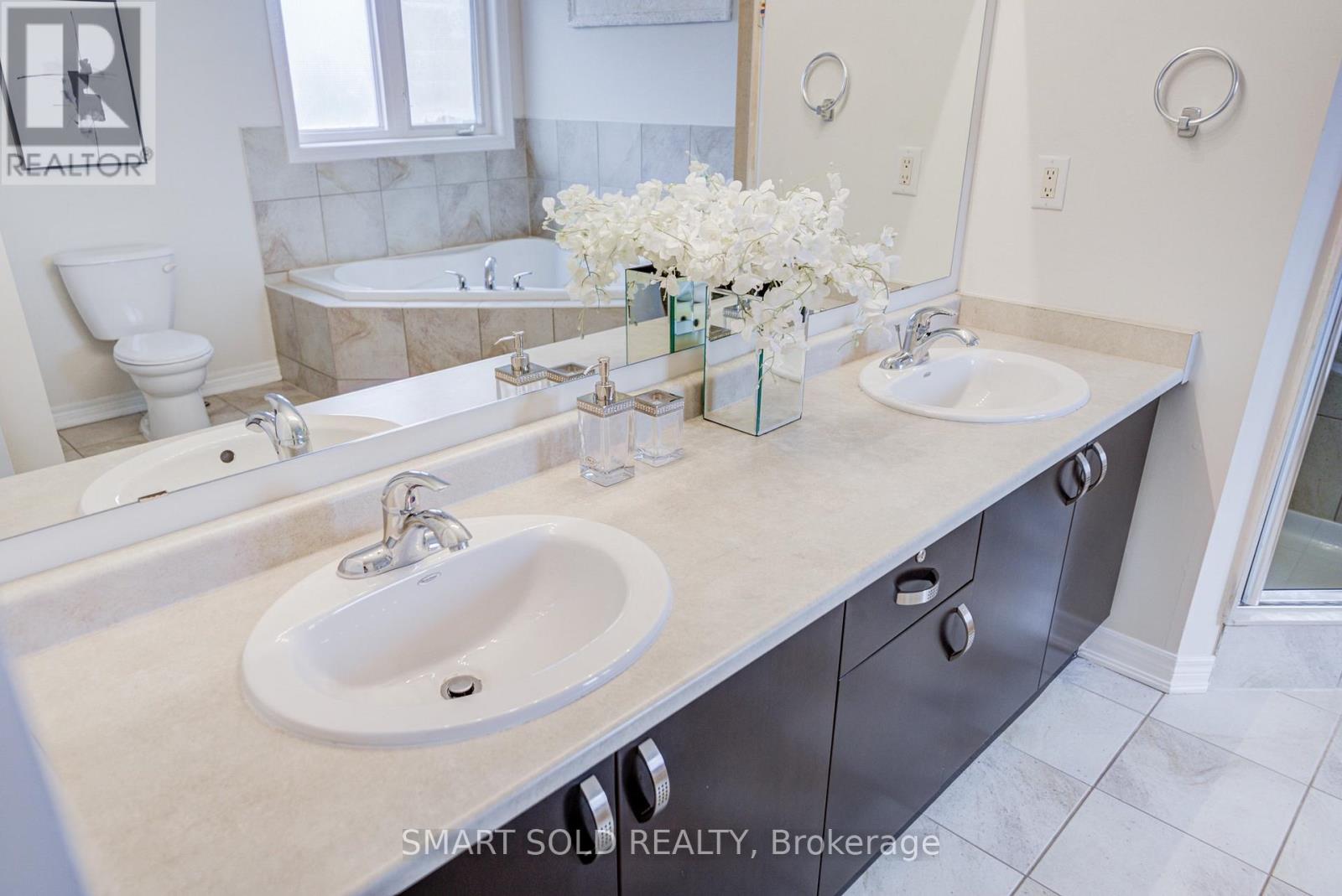47 Township Avenue, Richmond Hill (Jefferson), Ontario  L4E 0J8 - Photo 30 - N13660578