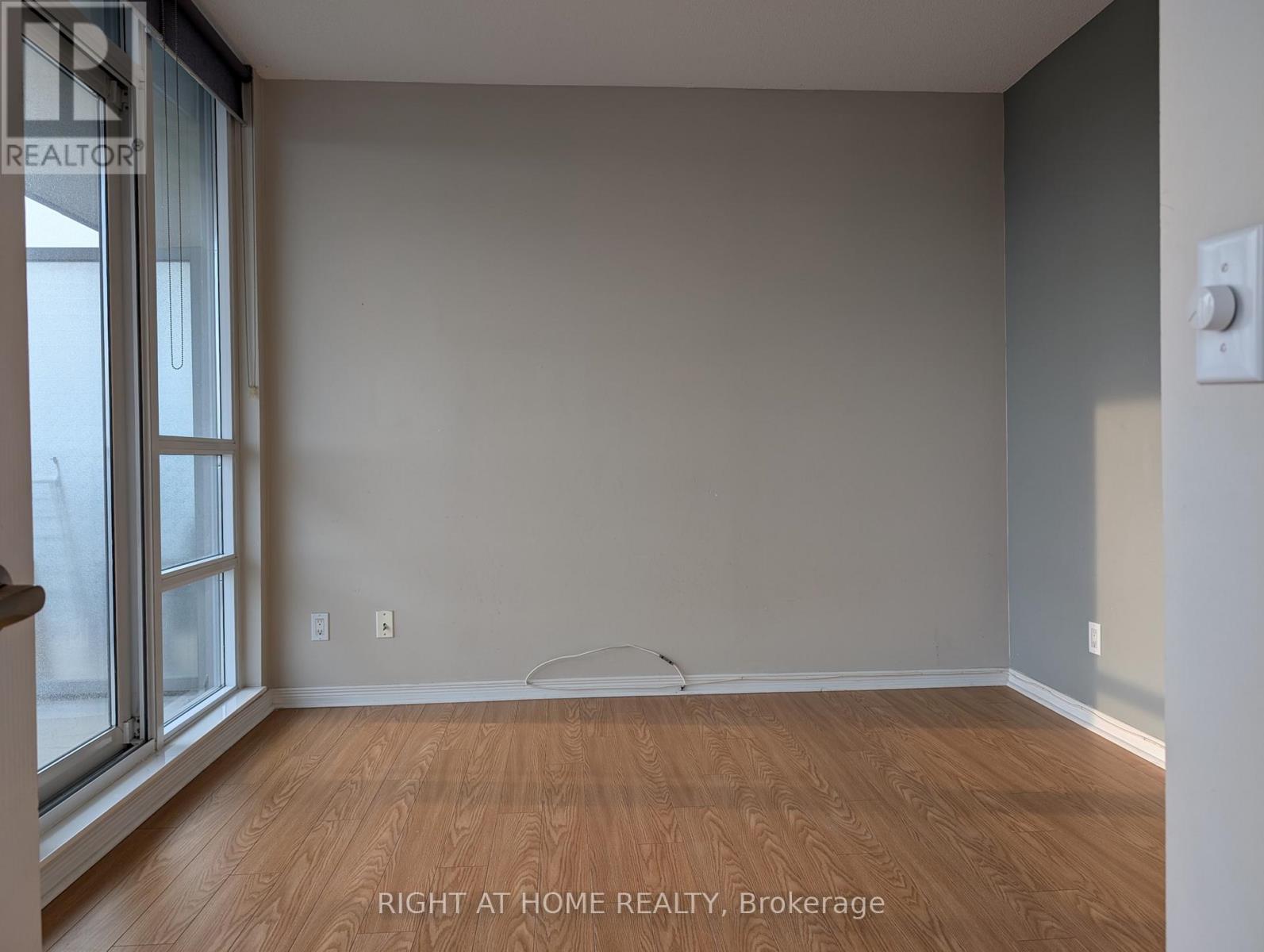 2002 - 15 Legion Road, Toronto (Mimico), Ontario  M8V 0A9 - Photo 5 - W13660552