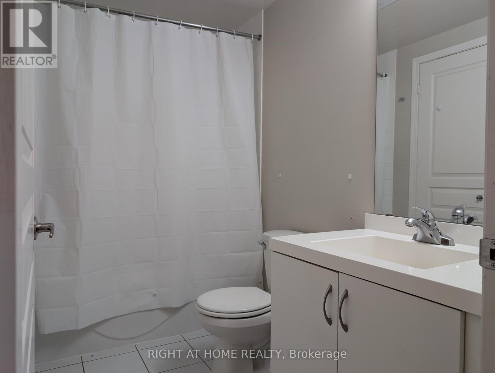 2002 - 15 Legion Road, Toronto (Mimico), Ontario  M8V 0A9 - Photo 8 - W13660552