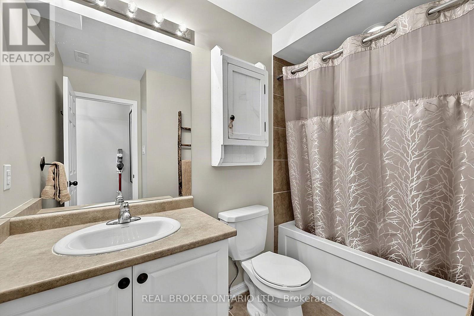 11 Carnoustie Lane, Georgian Bay (Baxter), Ontario  L0K 1S0 - Photo 23 - X13660580