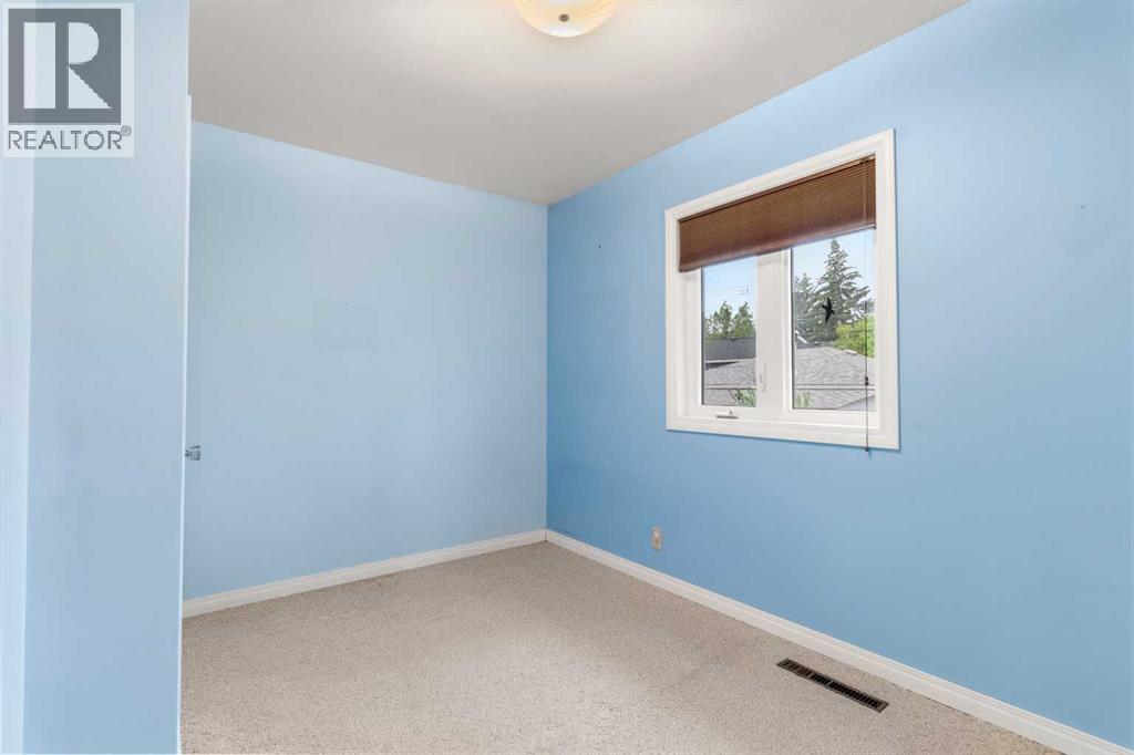 35 Beaupre Crescent, Calgary, Alberta T3B 2S9 - Photo 16 - A2316011
