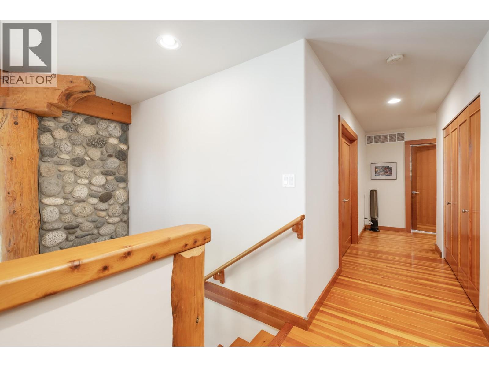 1474 Vernon Drive, Gibsons, British Columbia  V0N 1V5 - Photo 15 - R3154527
