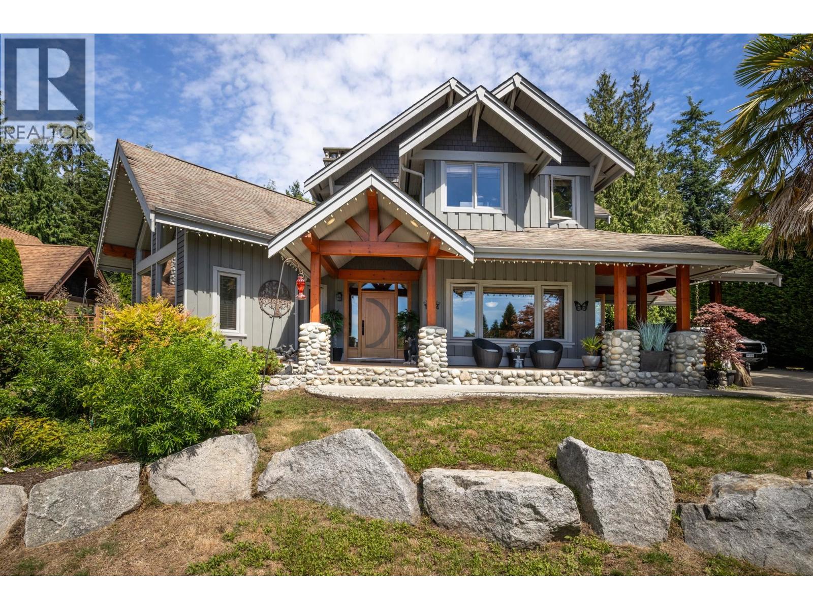1474 Vernon Drive, Gibsons, British Columbia  V0N 1V5 - Photo 2 - R3154527