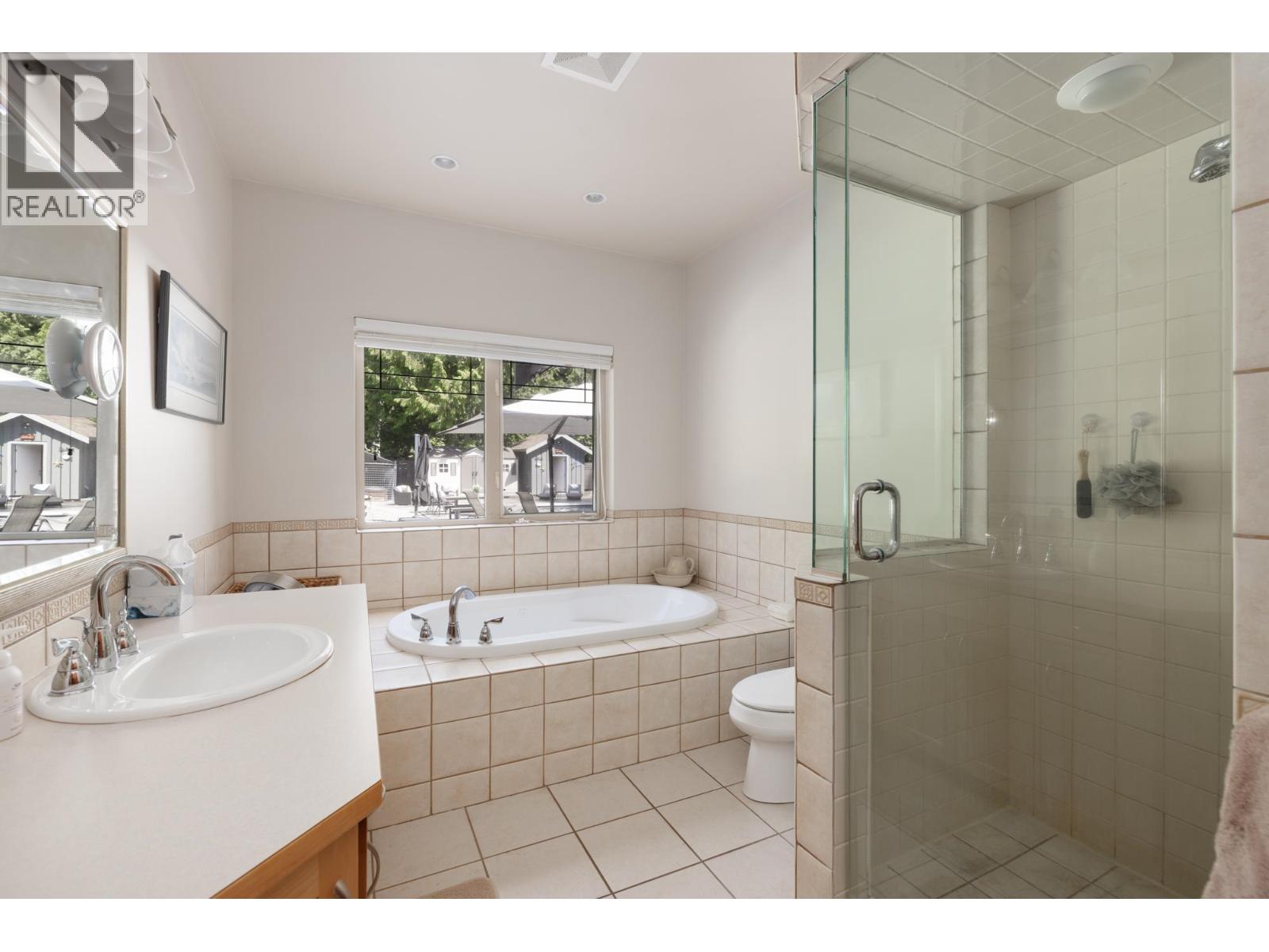 1474 Vernon Drive, Gibsons, British Columbia  V0N 1V5 - Photo 17 - R3154527