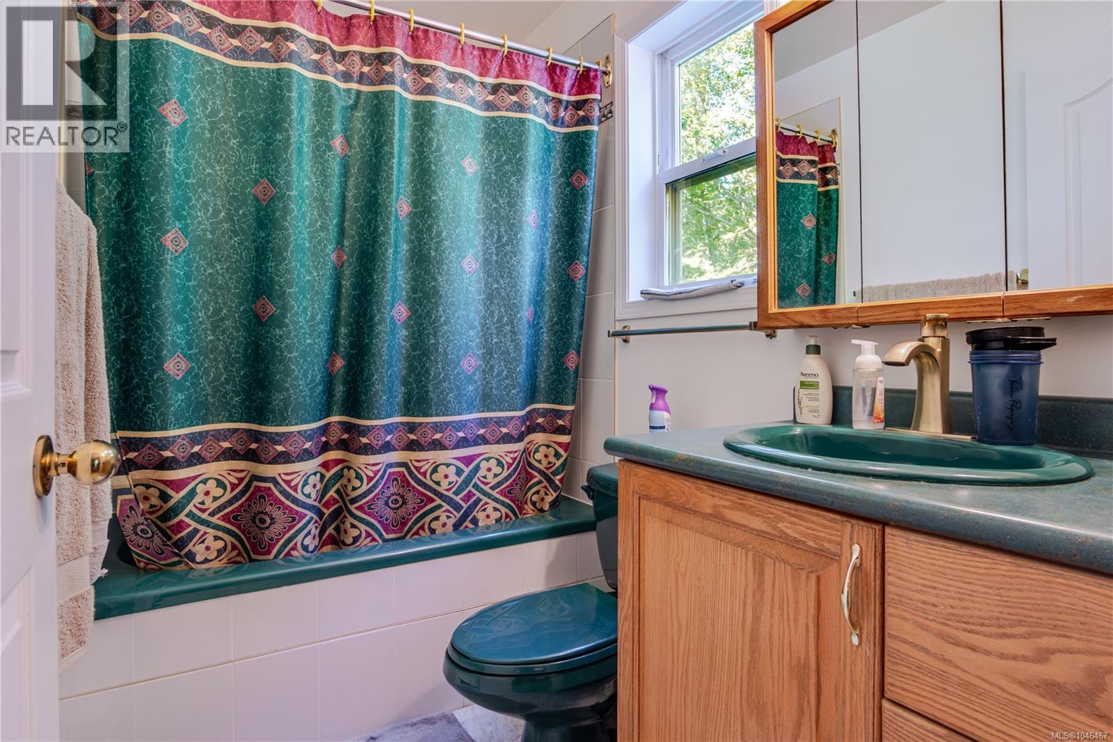 1212 Lynn Rd, Tofino, British Columbia  V0R 2Z0 - Photo 23 - 1046467