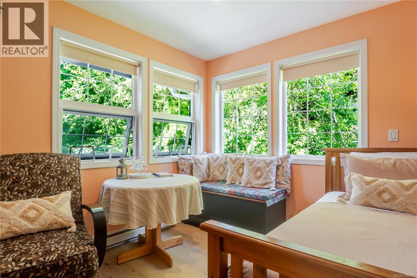 1212 Lynn Rd, Tofino, British Columbia  V0R 2Z0 - Photo 49 - 1046467