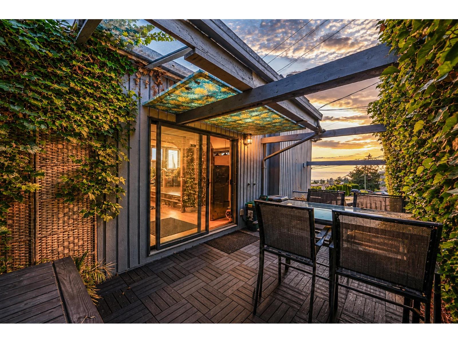 1246 Oxford Street, White Rock, British Columbia  V4B 5G8 - Photo 10 - R3154556