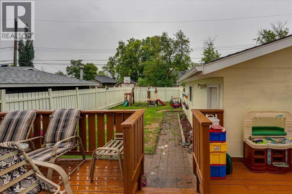 5105 53 Avenue, Ponoka, Alberta  T4J 1H4 - Photo 39 - A2321872