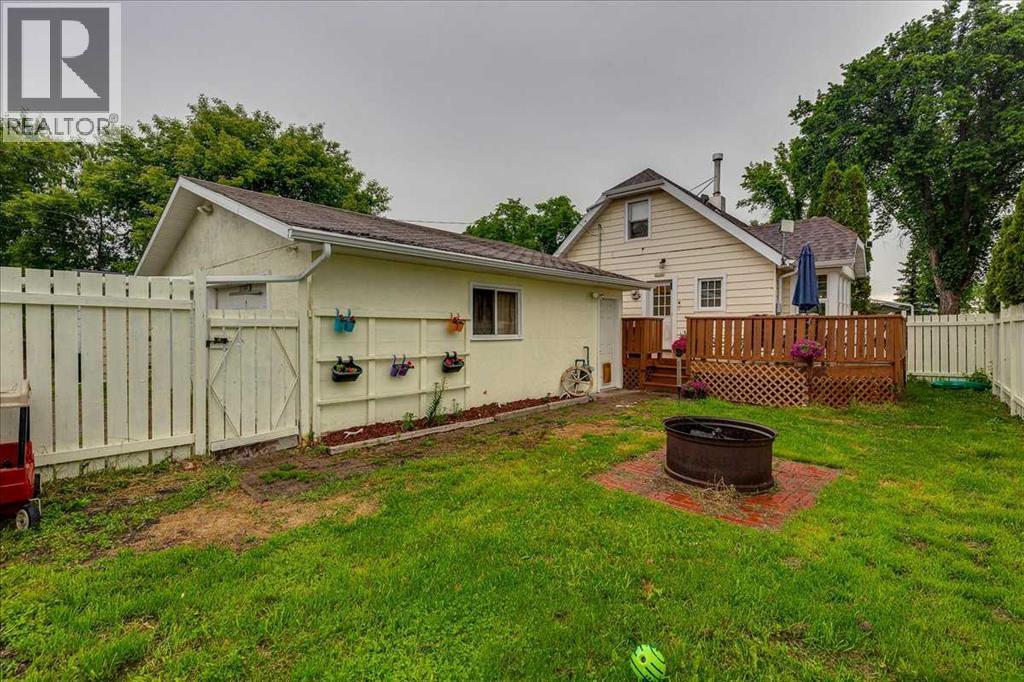 5105 53 Avenue, Ponoka, Alberta  T4J 1H4 - Photo 36 - A2321872