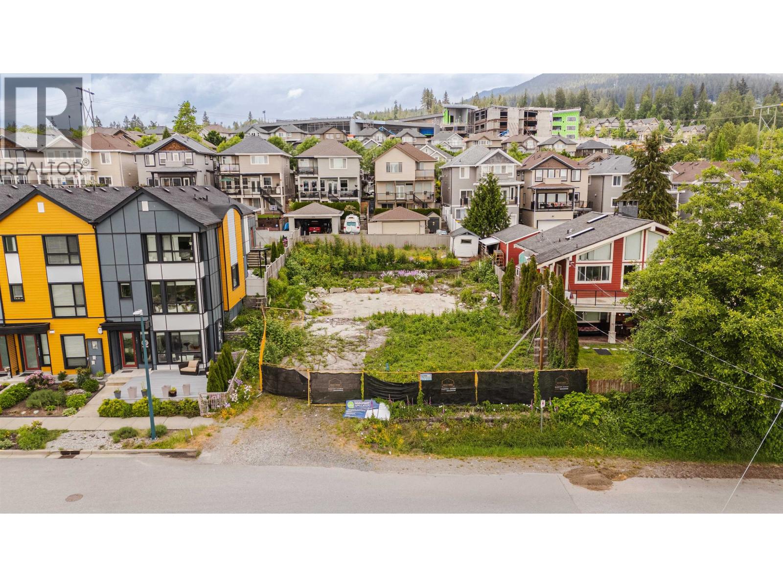 3429 Roxton Avenue, Coquitlam, British Columbia  V3B 3H7 - Photo 1 - R3154371