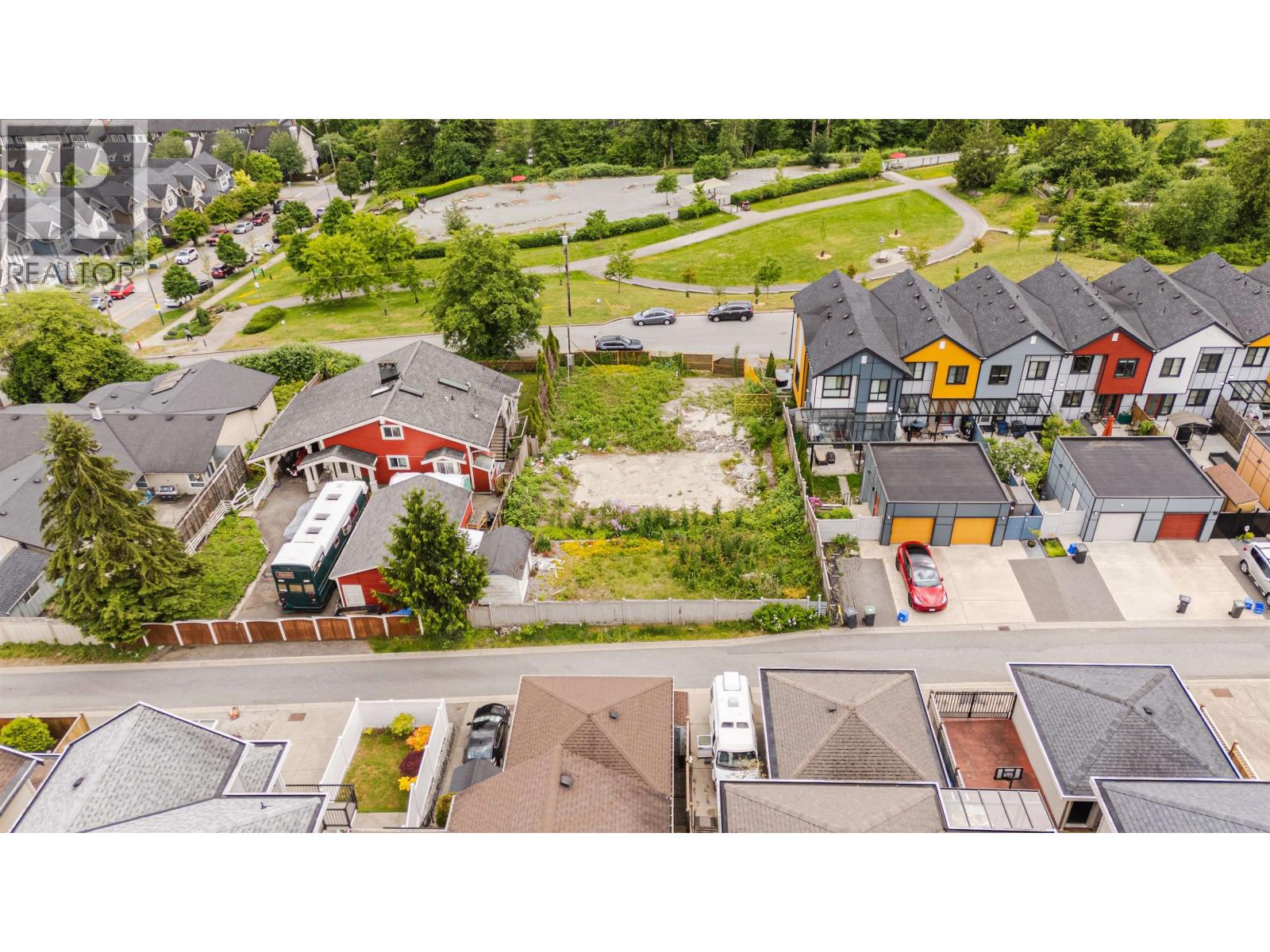 3429 Roxton Avenue, Coquitlam, British Columbia  V3B 3H7 - Photo 3 - R3154371