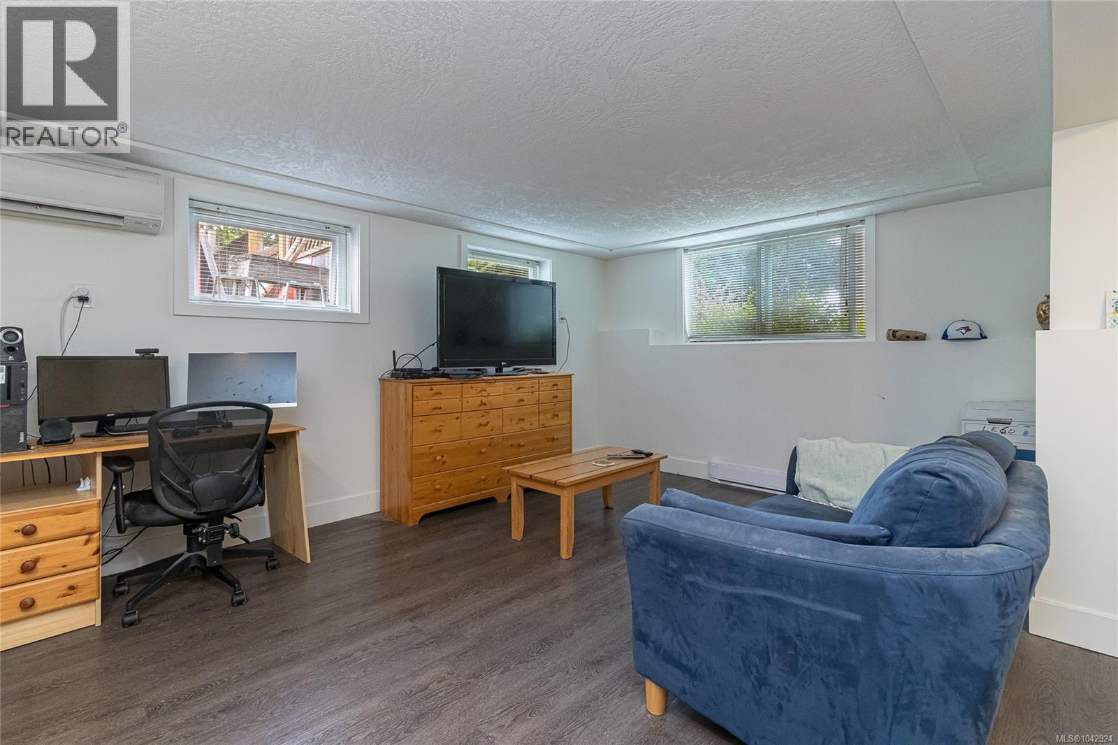 4030 Grange Rd, Saanich, British Columbia  V8Z 4V3 - Photo 37 - 1042924