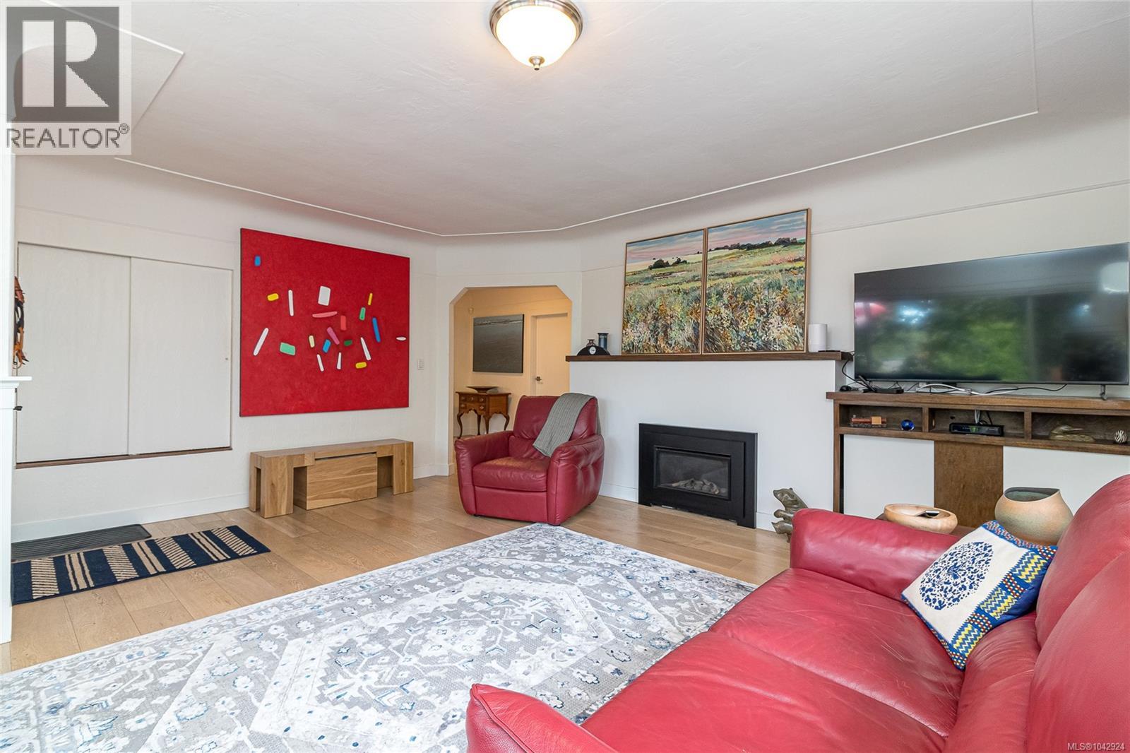 4030 Grange Rd, Saanich, British Columbia  V8Z 4V3 - Photo 23 - 1042924