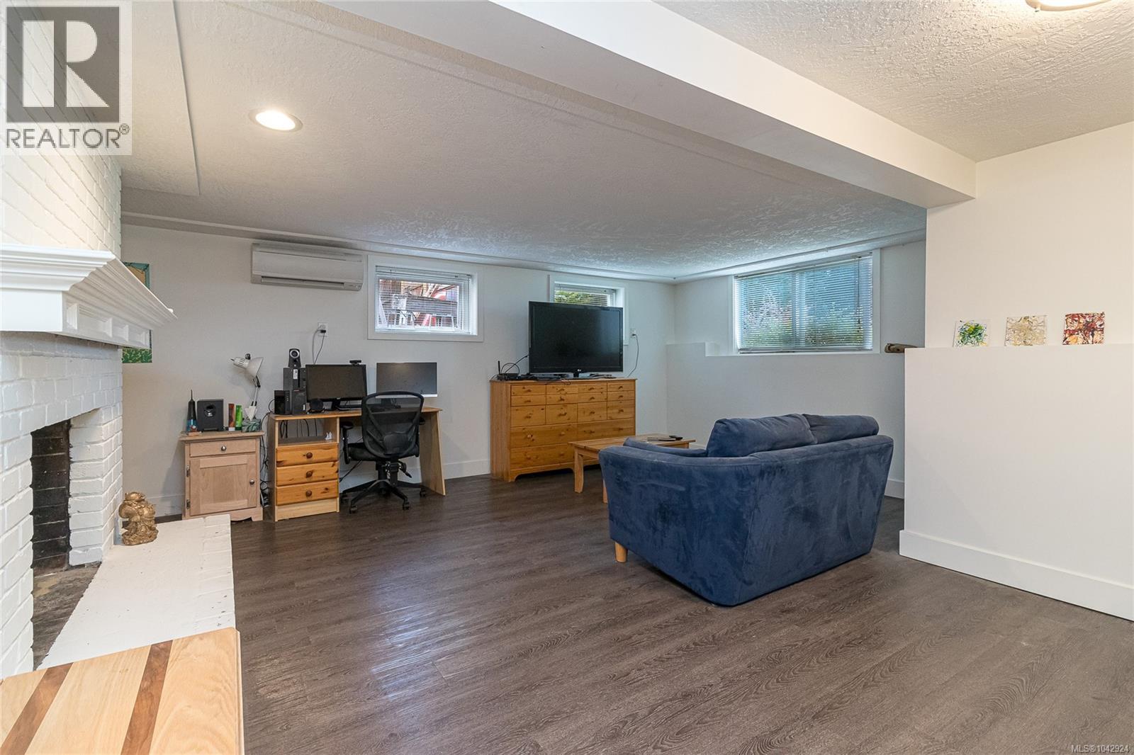 4030 Grange Rd, Saanich, British Columbia  V8Z 4V3 - Photo 34 - 1042924