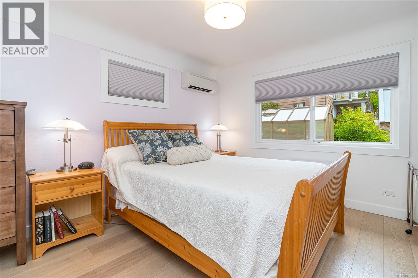 4030 Grange Rd, Saanich, British Columbia  V8Z 4V3 - Photo 27 - 1042924