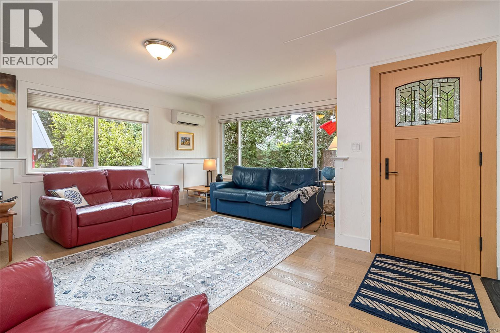 4030 Grange Rd, Saanich, British Columbia  V8Z 4V3 - Photo 19 - 1042924