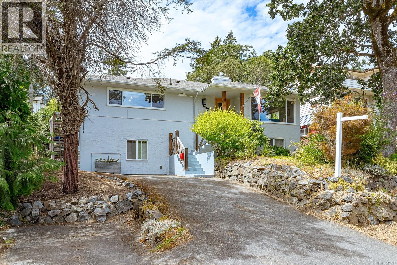 4030 Grange Rd, Saanich, British Columbia  V8Z 4V3 - Photo 61 - 1042924
