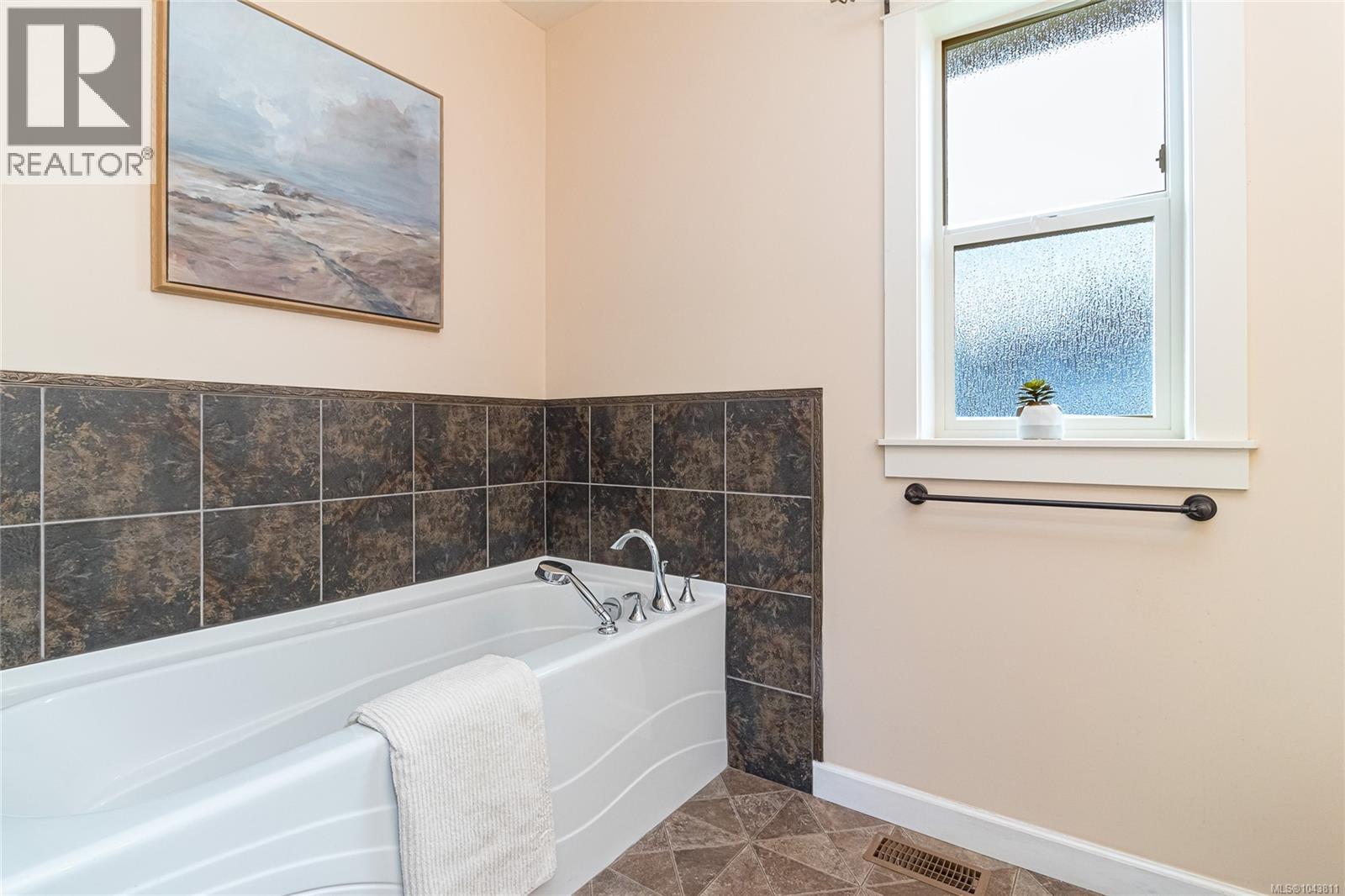 2964 Pickford Rd, Colwood, British Columbia  V9B 2K7 - Photo 28 - 1043811