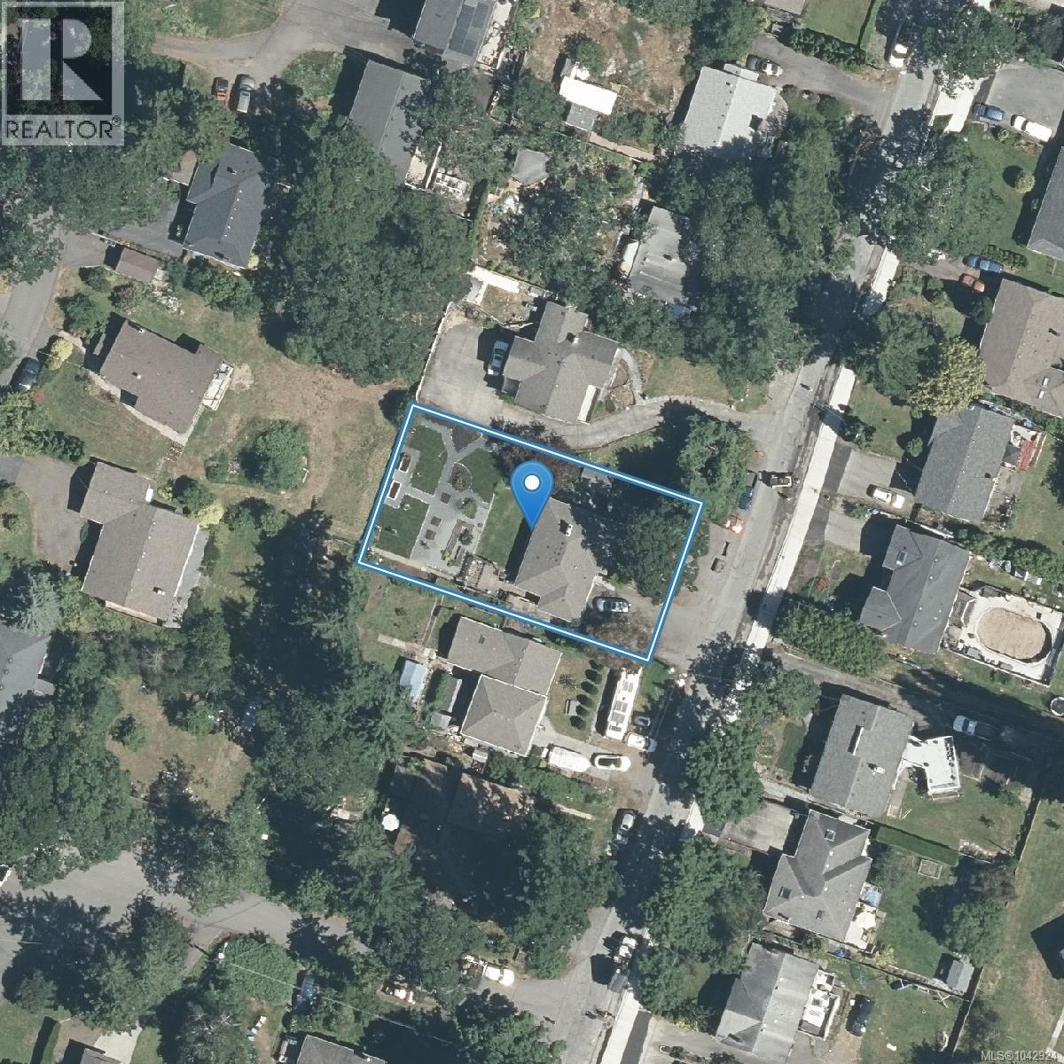 4030 Grange Rd, Saanich, British Columbia  V8Z 4V3 - Photo 71 - 1042924