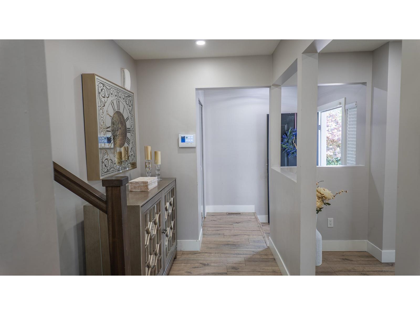 6096 Killarney Drive, Surrey, British Columbia  V3S 5W9 - Photo 10 - R3153490