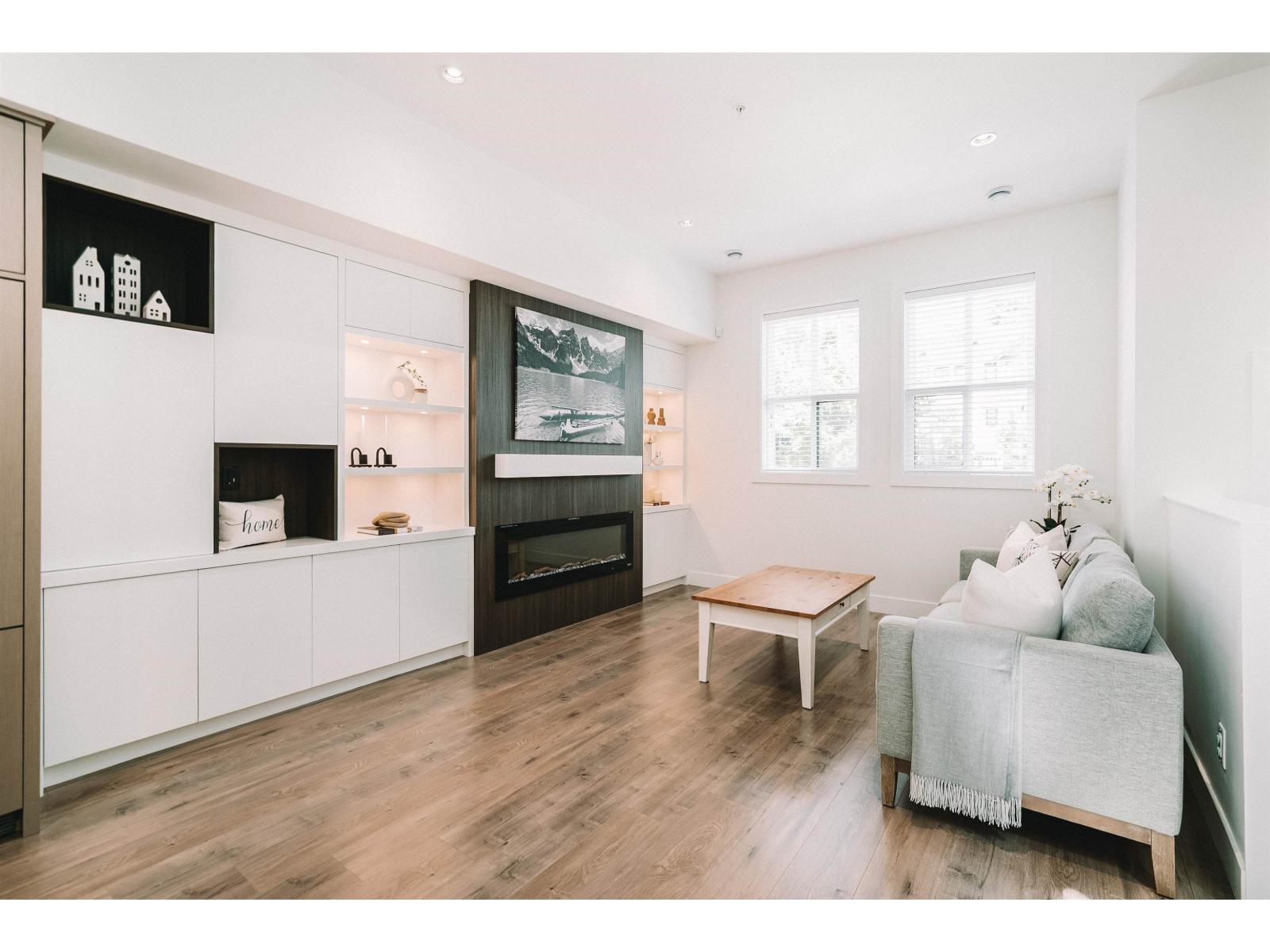 8133 202 Street, Langley, British Columbia  V2Y 3K2 - Photo 4 - R3141897