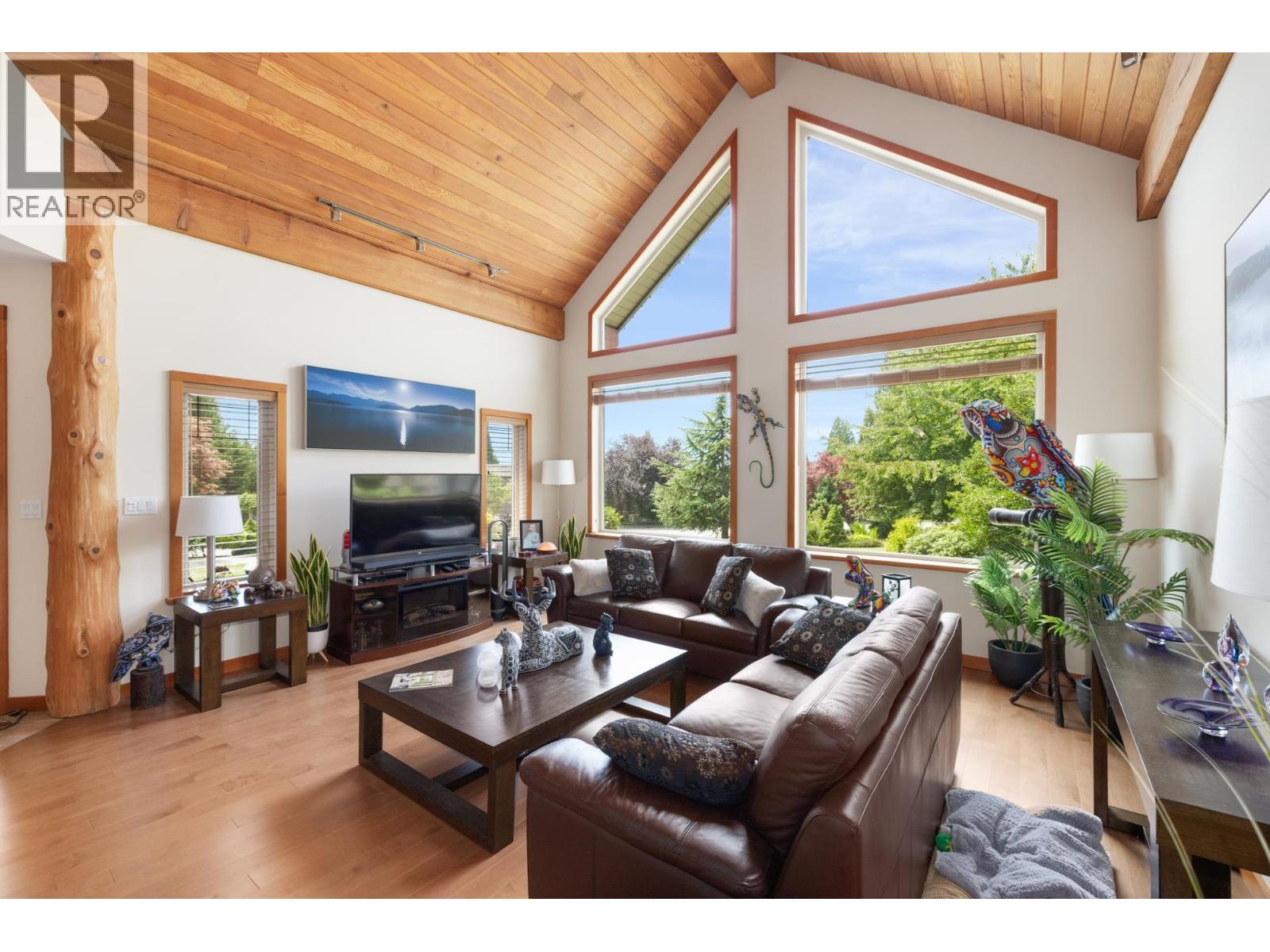 1474 Vernon Drive, Gibsons, British Columbia V0N 1V5 - Photo 8 - R3154527