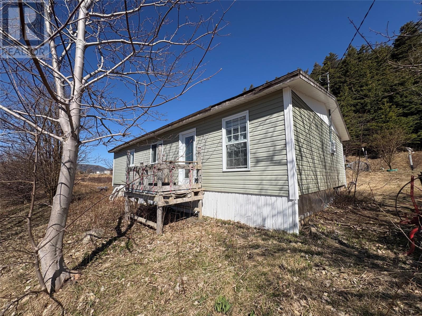 7 Town Hall Road, Lark Harbour — photo 3