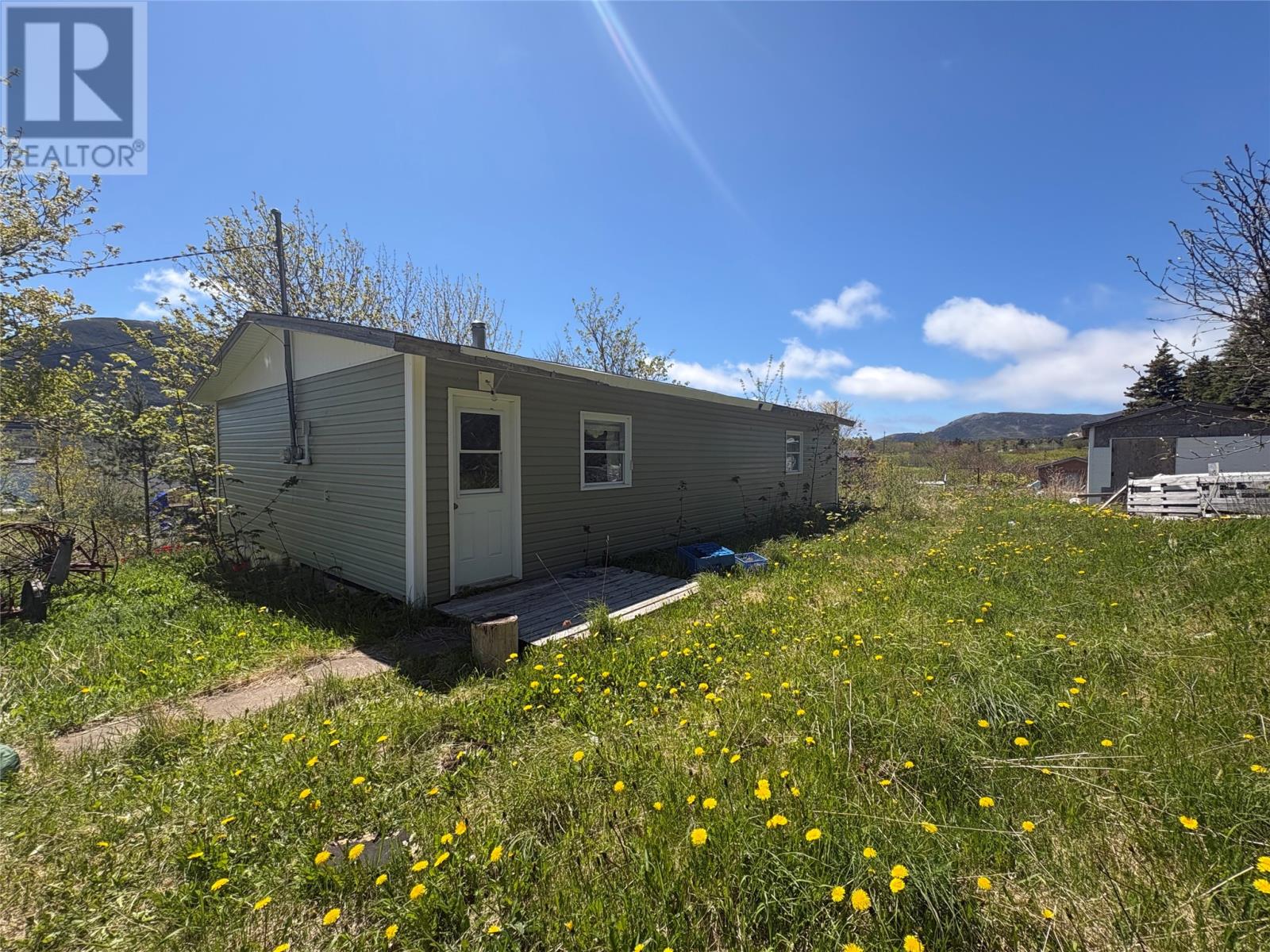 7 Town Hall Road, Lark Harbour — photo 9