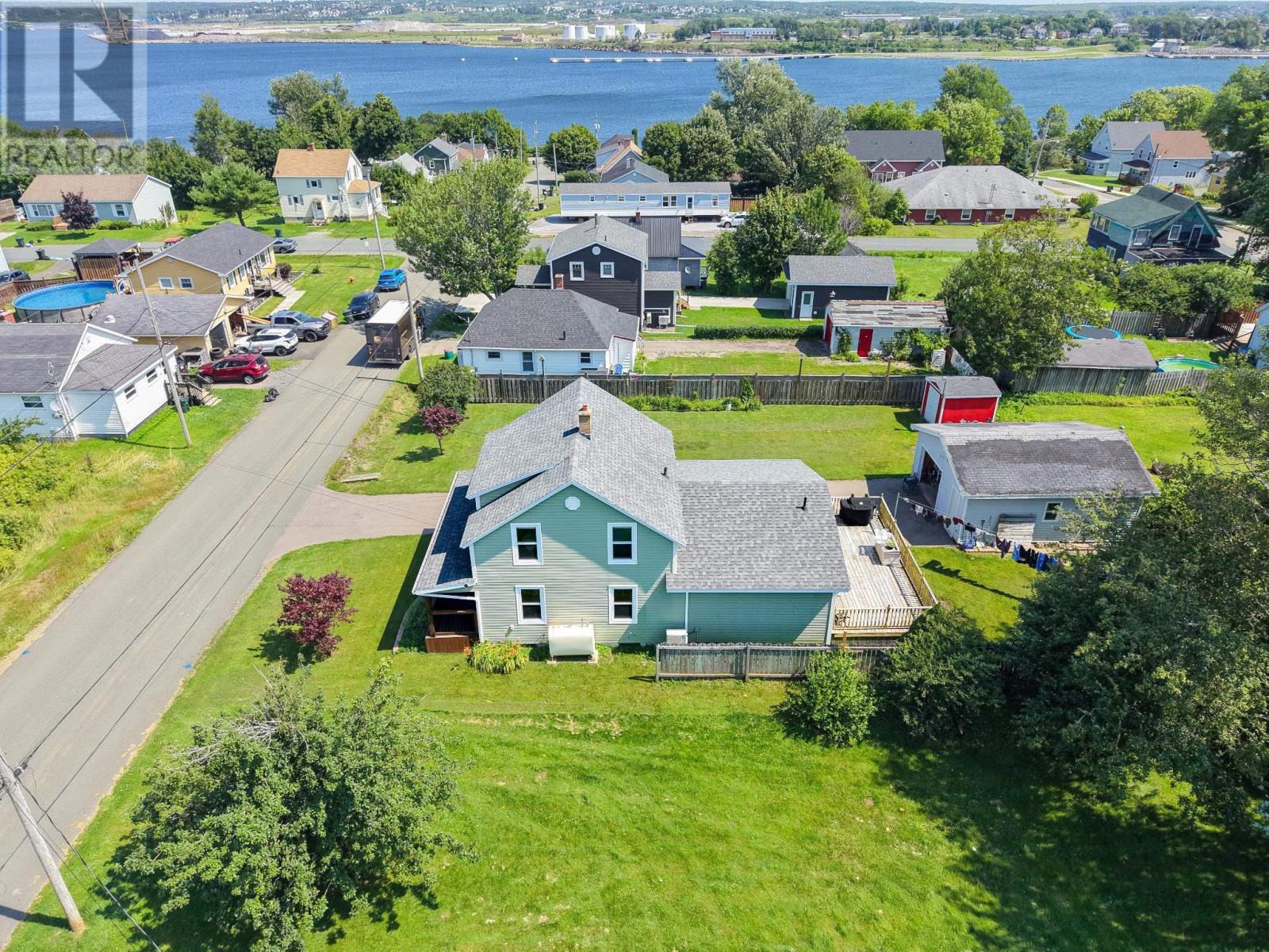 55 Monteith Avenue, Sydney, Nova Scotia  B1R 1K3 - Photo 2 - 202620211