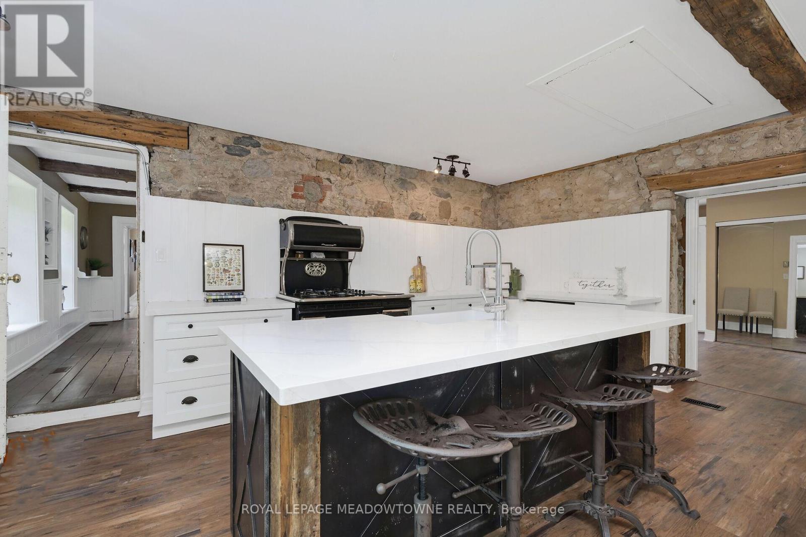 5595 25 Side Road, Milton, Ontario  L7J 2L7 - Photo 6 - W13469504
