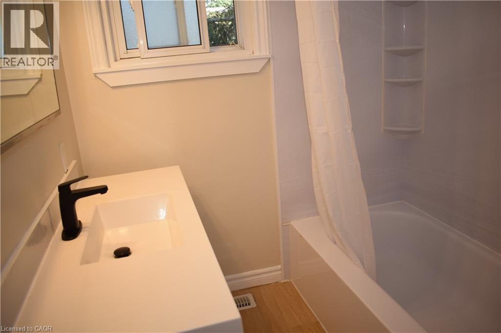 655 Albert Street Unit# A, Waterloo, Ontario  N2L 3V5 - Photo 12 - 40854868