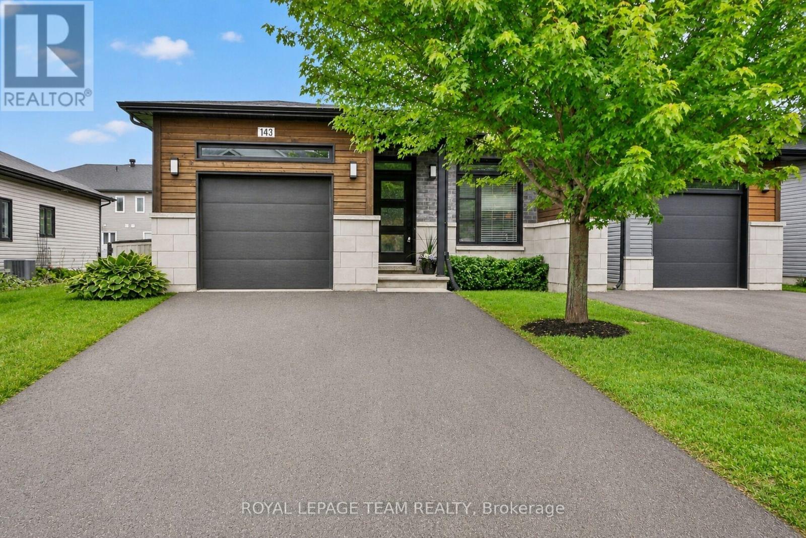143 St Malo Place, Russell, Ontario  K0A 1W0 - Photo 2 - X13660670