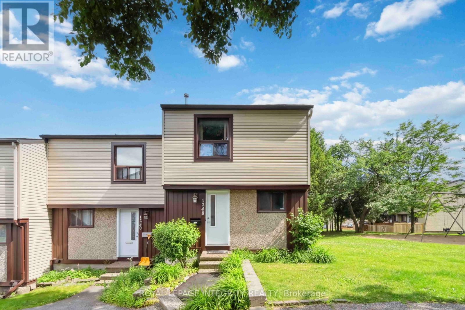 1248 Bethamy Lane, Ottawa, Ontario  K1J 8P4 - Photo 1 - X13660686