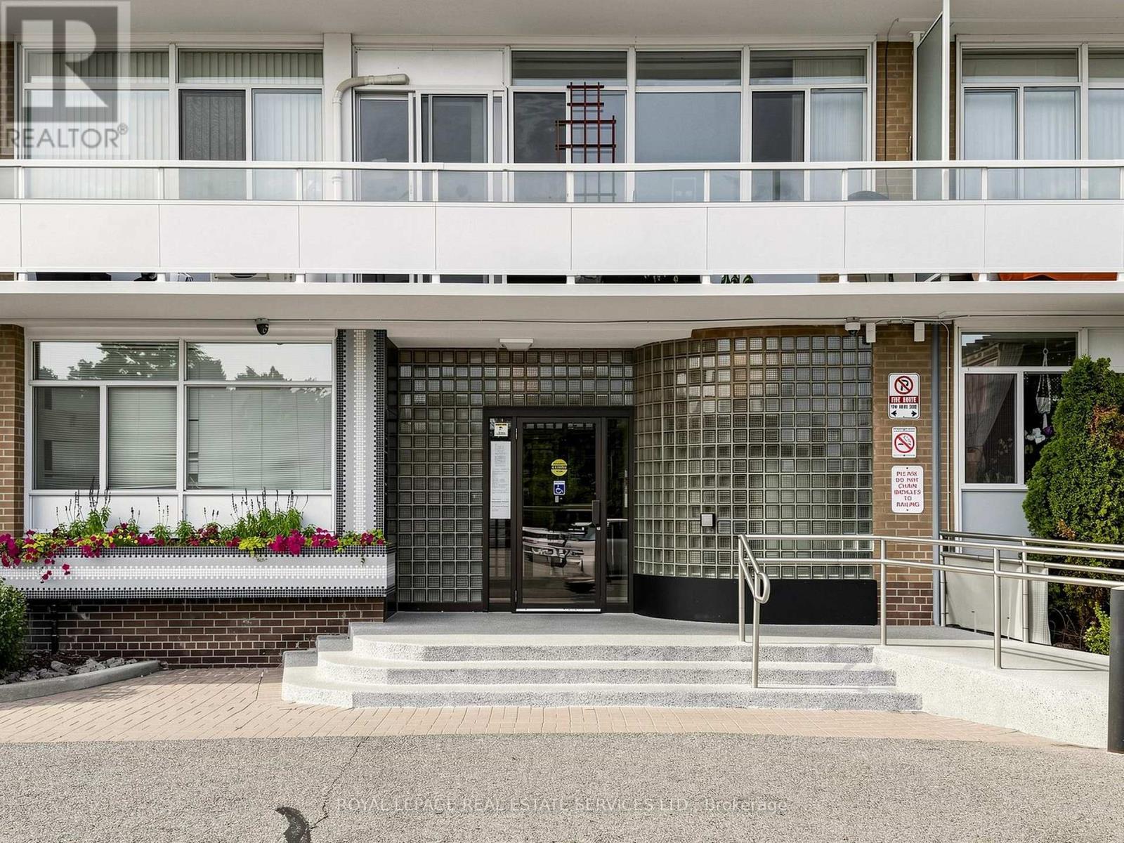 107 - 580 Christie Street, Toronto, Ontario M6G 3E3 - Photo 3 - C13660622