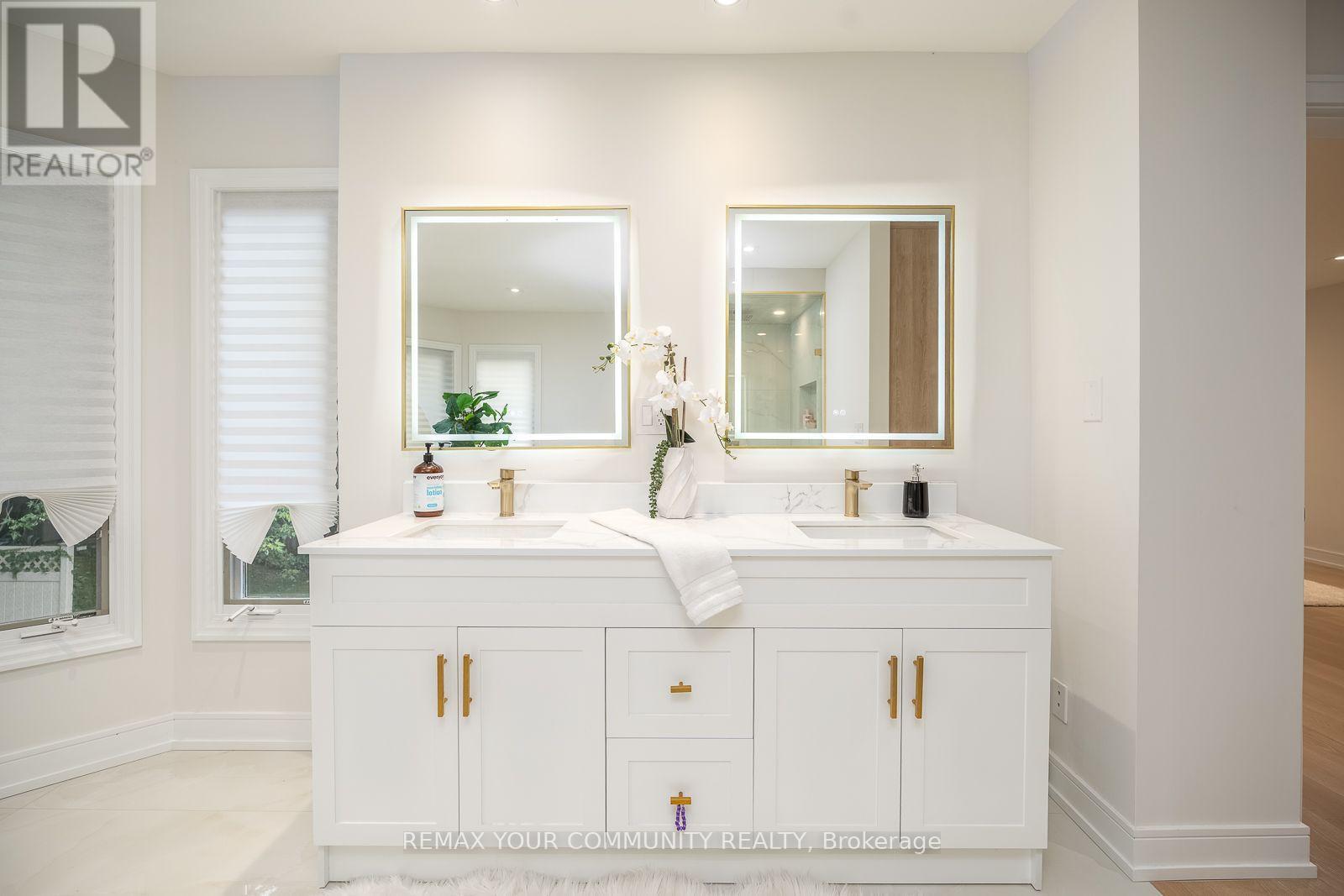 354 Bessborough Drive, Toronto, Ontario  M4G 3L2 - Photo 30 - C13660624