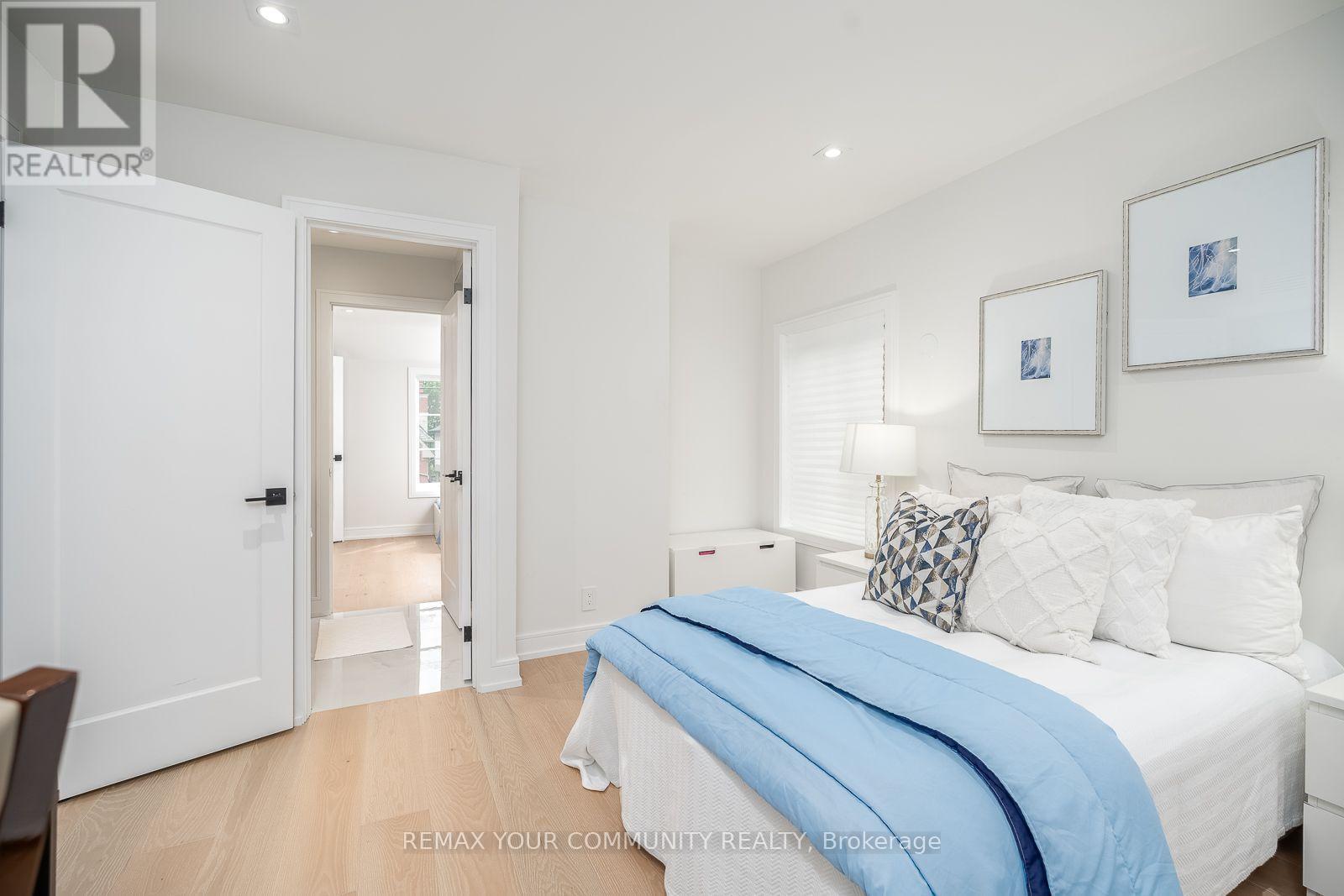354 Bessborough Drive, Toronto, Ontario  M4G 3L2 - Photo 33 - C13660624