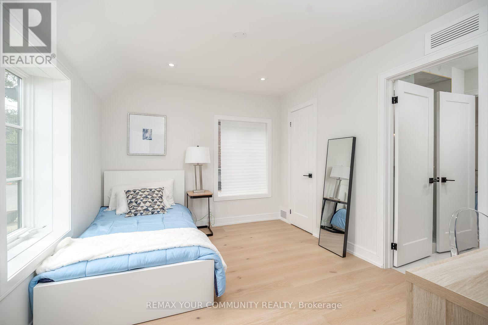 354 Bessborough Drive, Toronto, Ontario  M4G 3L2 - Photo 36 - C13660624