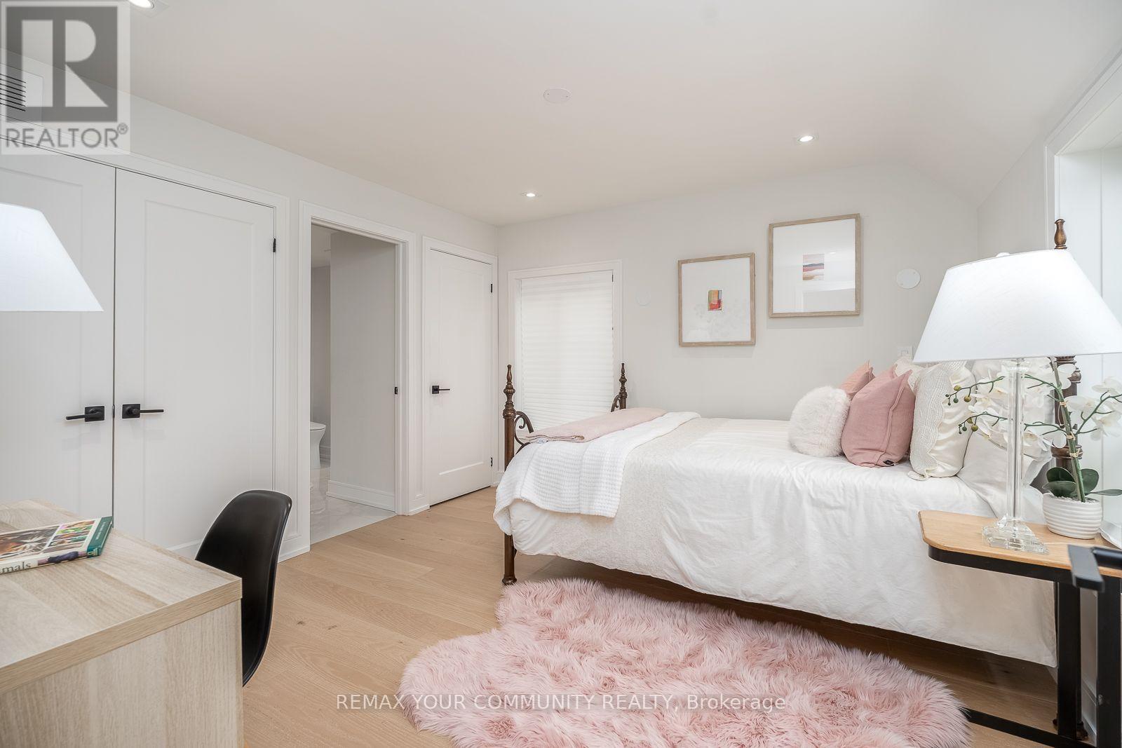 354 Bessborough Drive, Toronto, Ontario  M4G 3L2 - Photo 38 - C13660624
