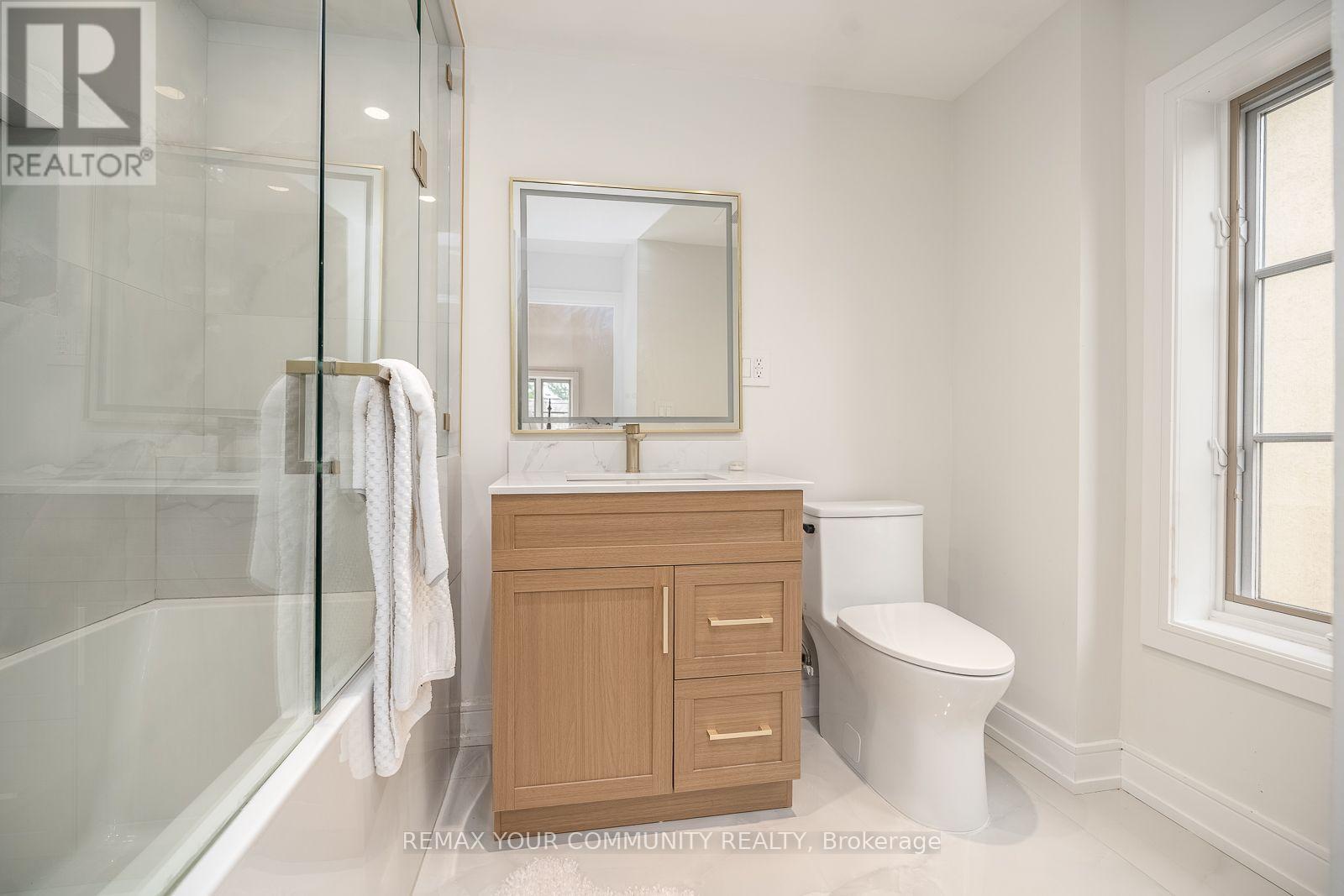 354 Bessborough Drive, Toronto, Ontario  M4G 3L2 - Photo 39 - C13660624