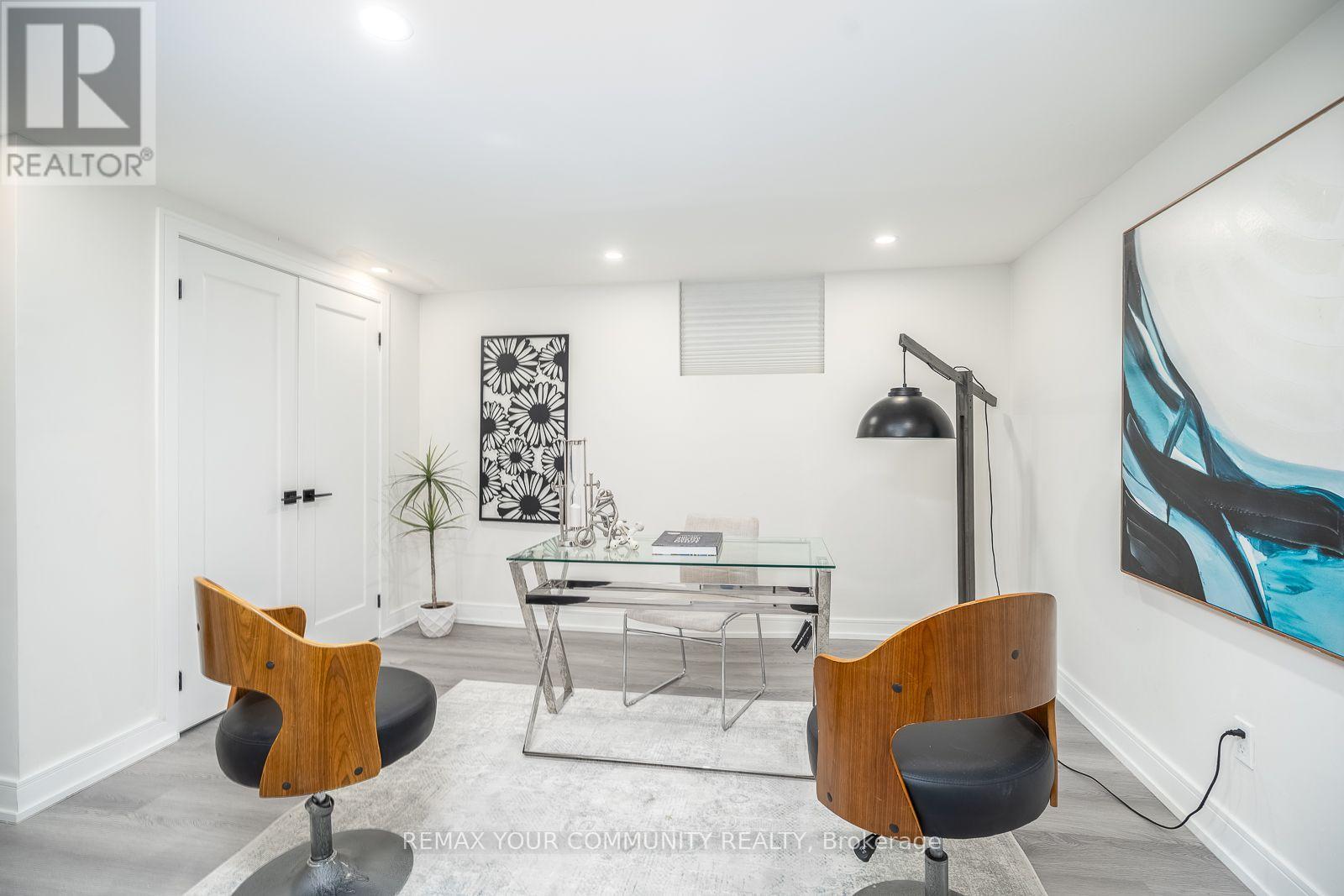 354 Bessborough Drive, Toronto, Ontario  M4G 3L2 - Photo 44 - C13660624